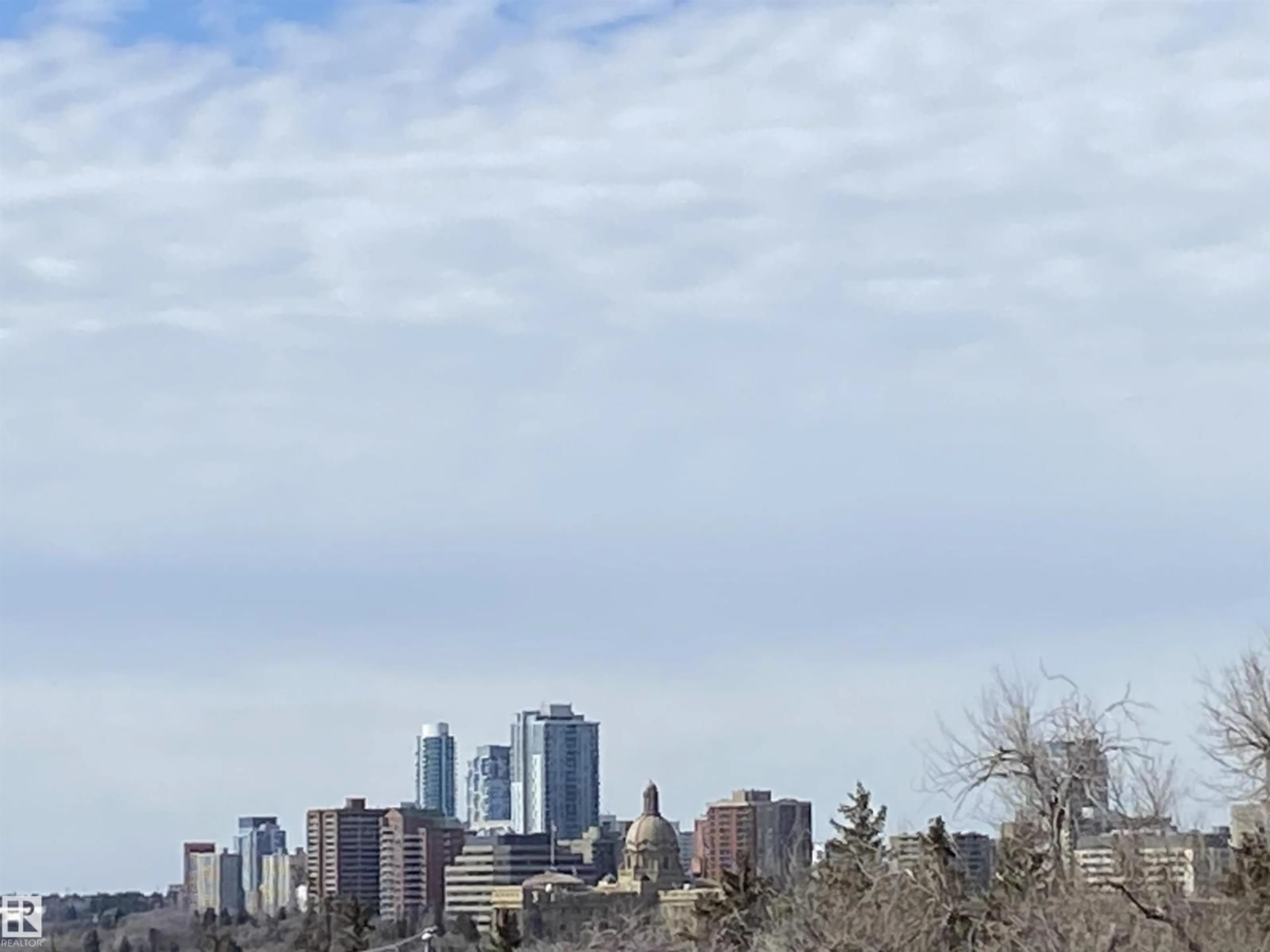 Blurry image for #408 - 9907 91 AV, Edmonton Alberta T6E2T7
