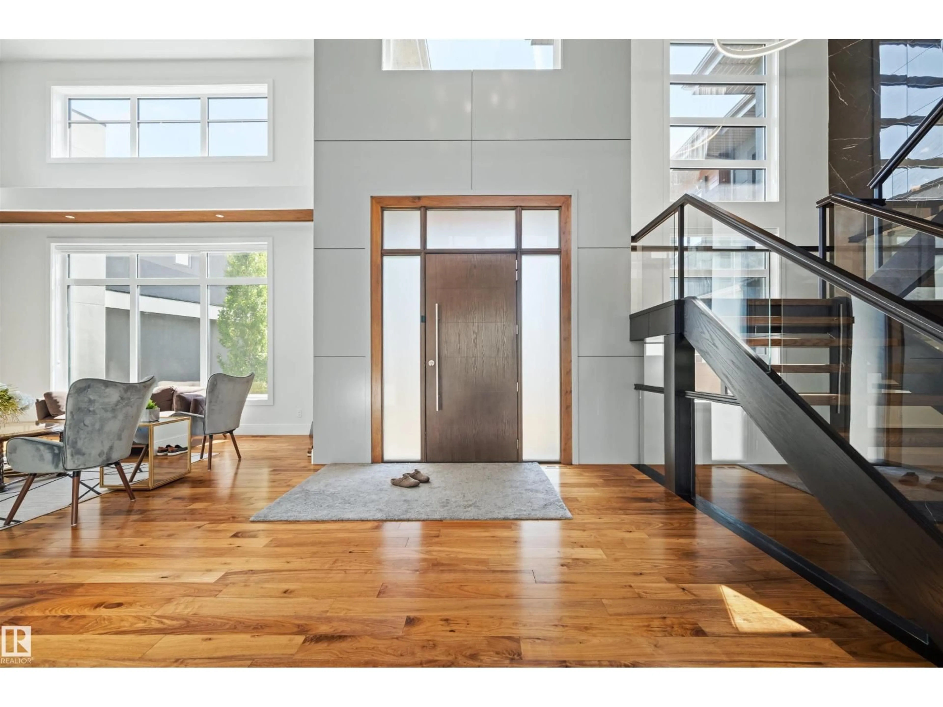 Indoor entryway for 1117 WAHL PL, Edmonton Alberta T6W3G6