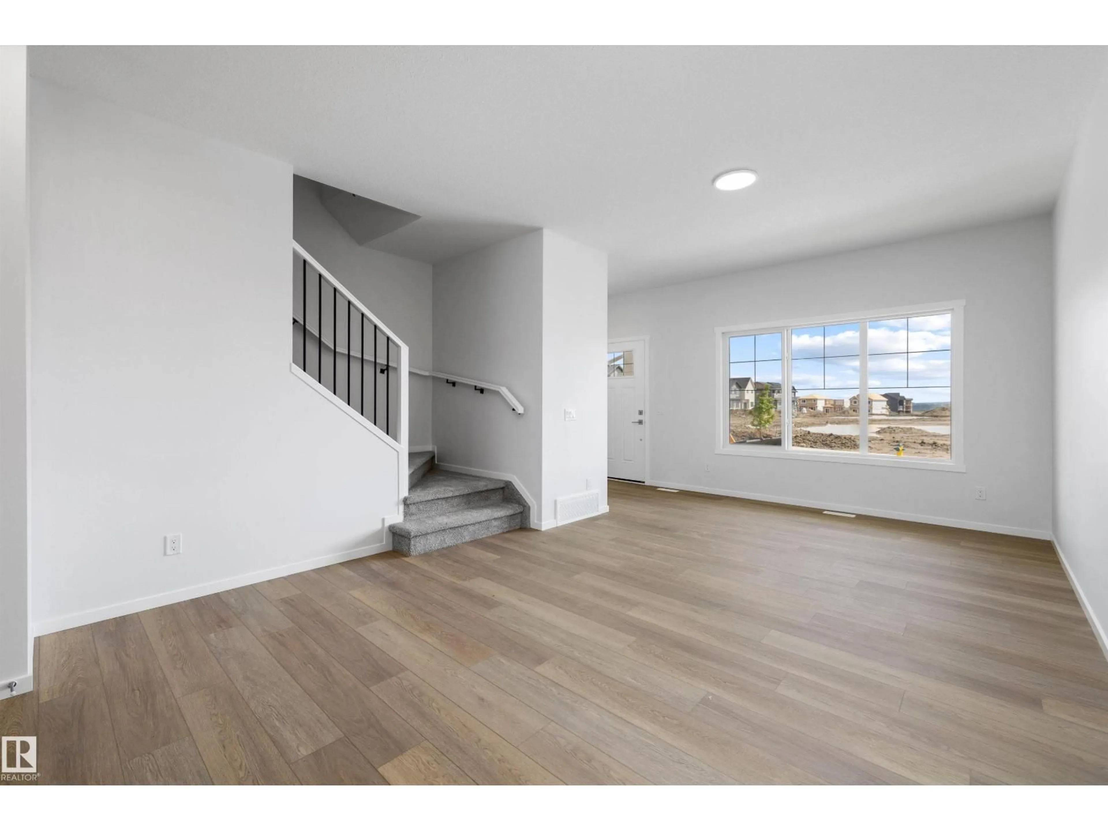 Unknown for NE - 15656 3 ST, Edmonton Alberta T5Y4M3