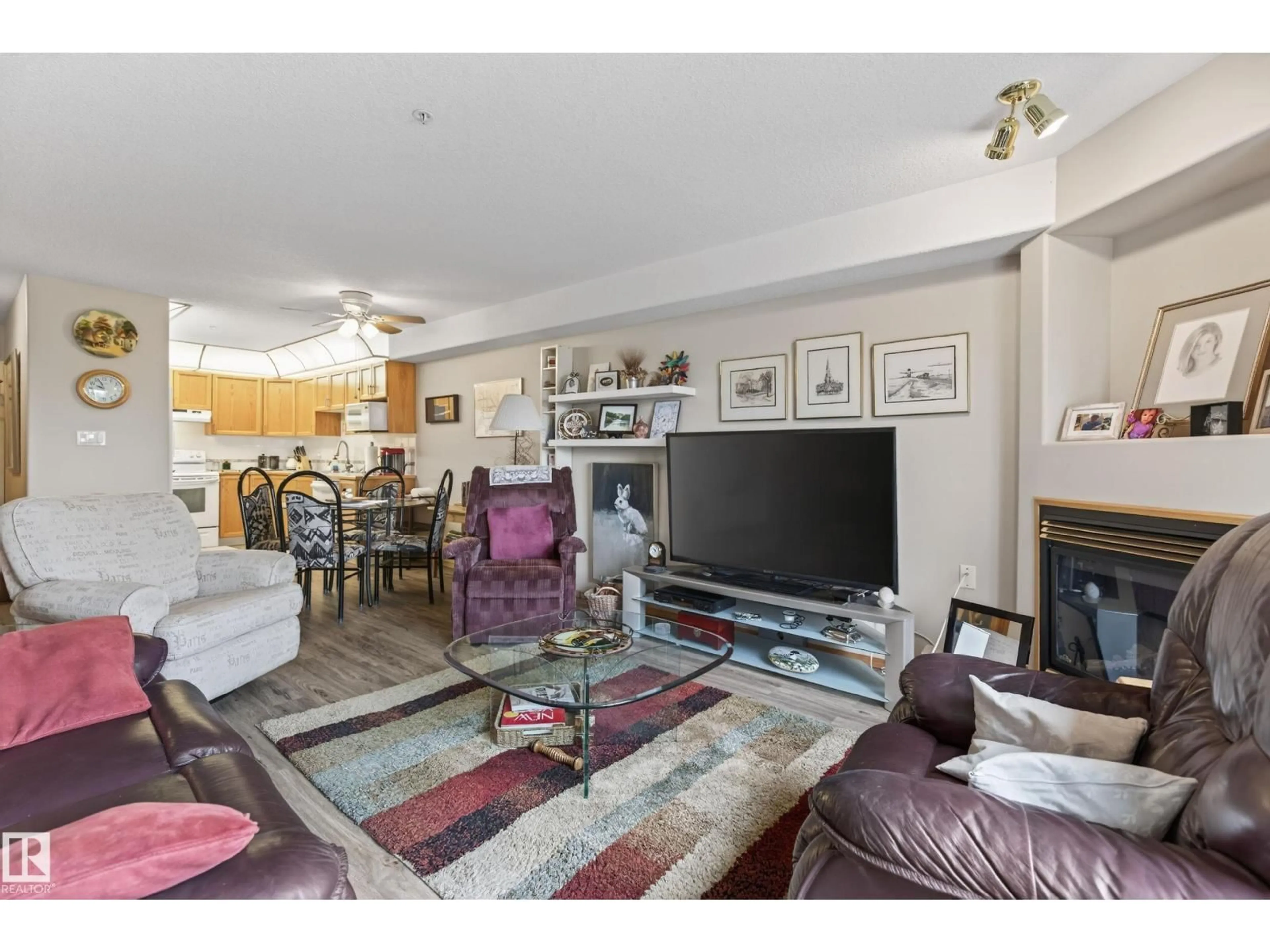 Living room with furniture, unknown for 200 - 335 BETHEL DRIVE, Sherwood Park Alberta T8H2C5