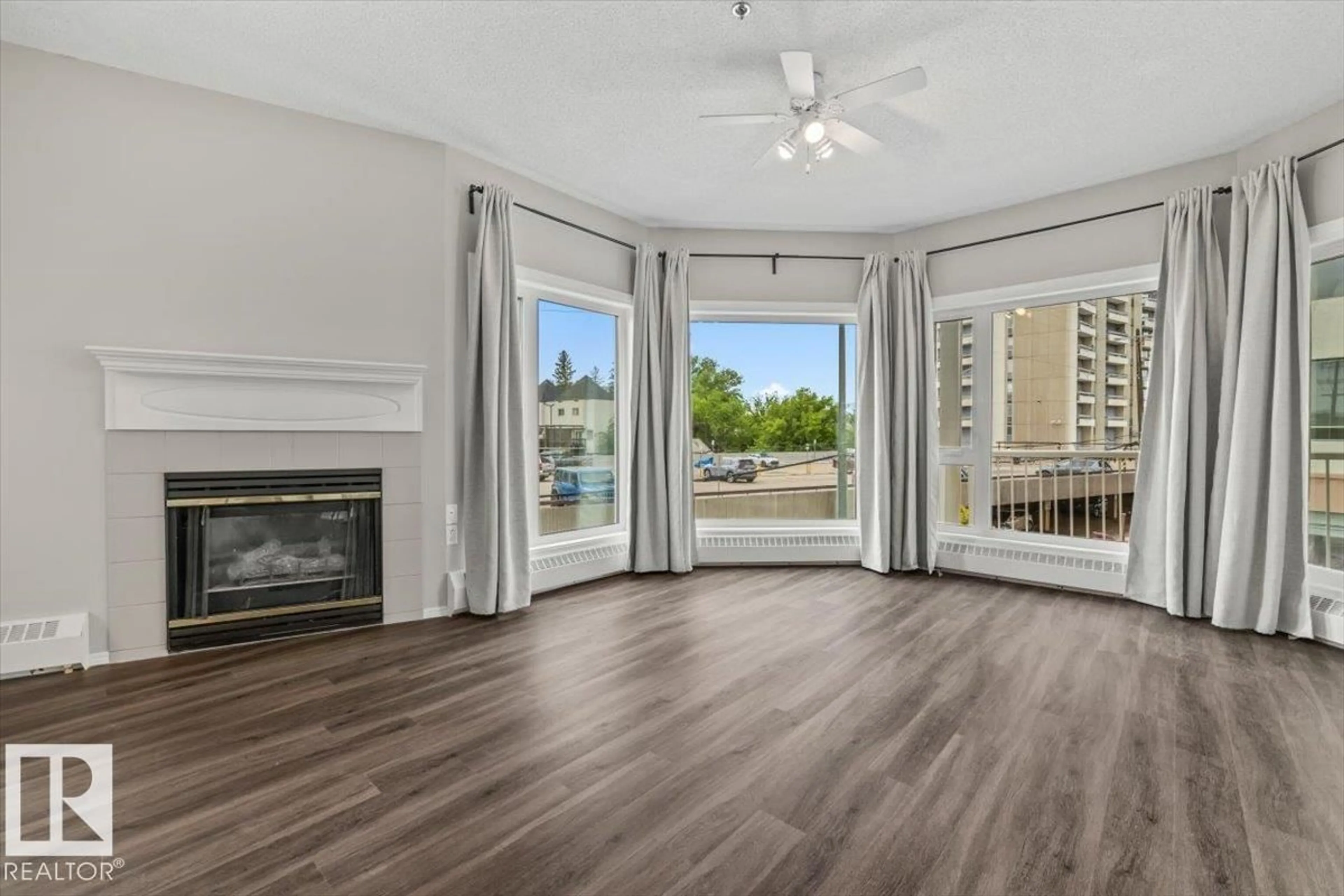 A pic of a room for #306 - 10809 SASKATCHEWAN DR NW, Edmonton Alberta T6E4S5