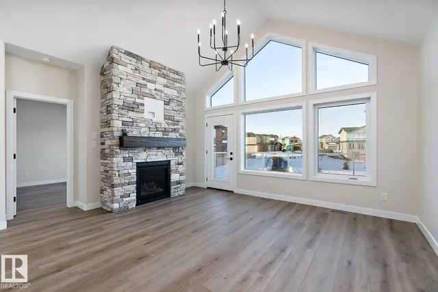 110 LILAC CL, Leduc 5