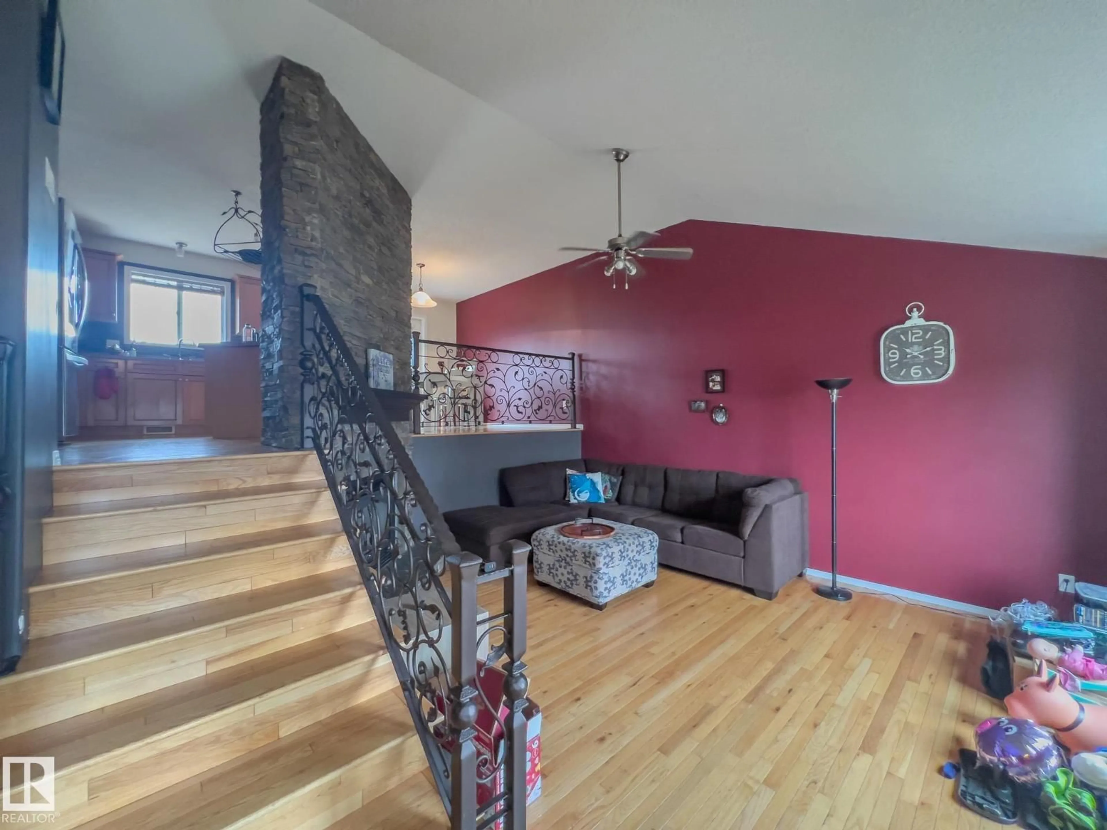 Indoor foyer for 3802 42 AV, Bonnyville Town Alberta T9N2J9