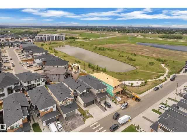 136 30 ST, Edmonton 3