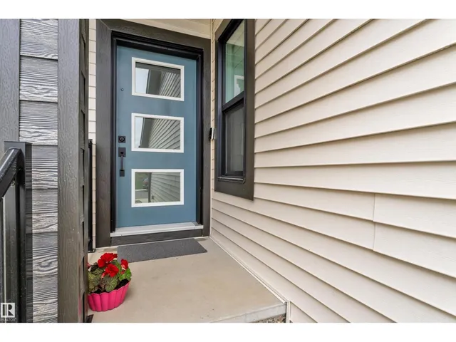 136 30 ST, Edmonton 5
