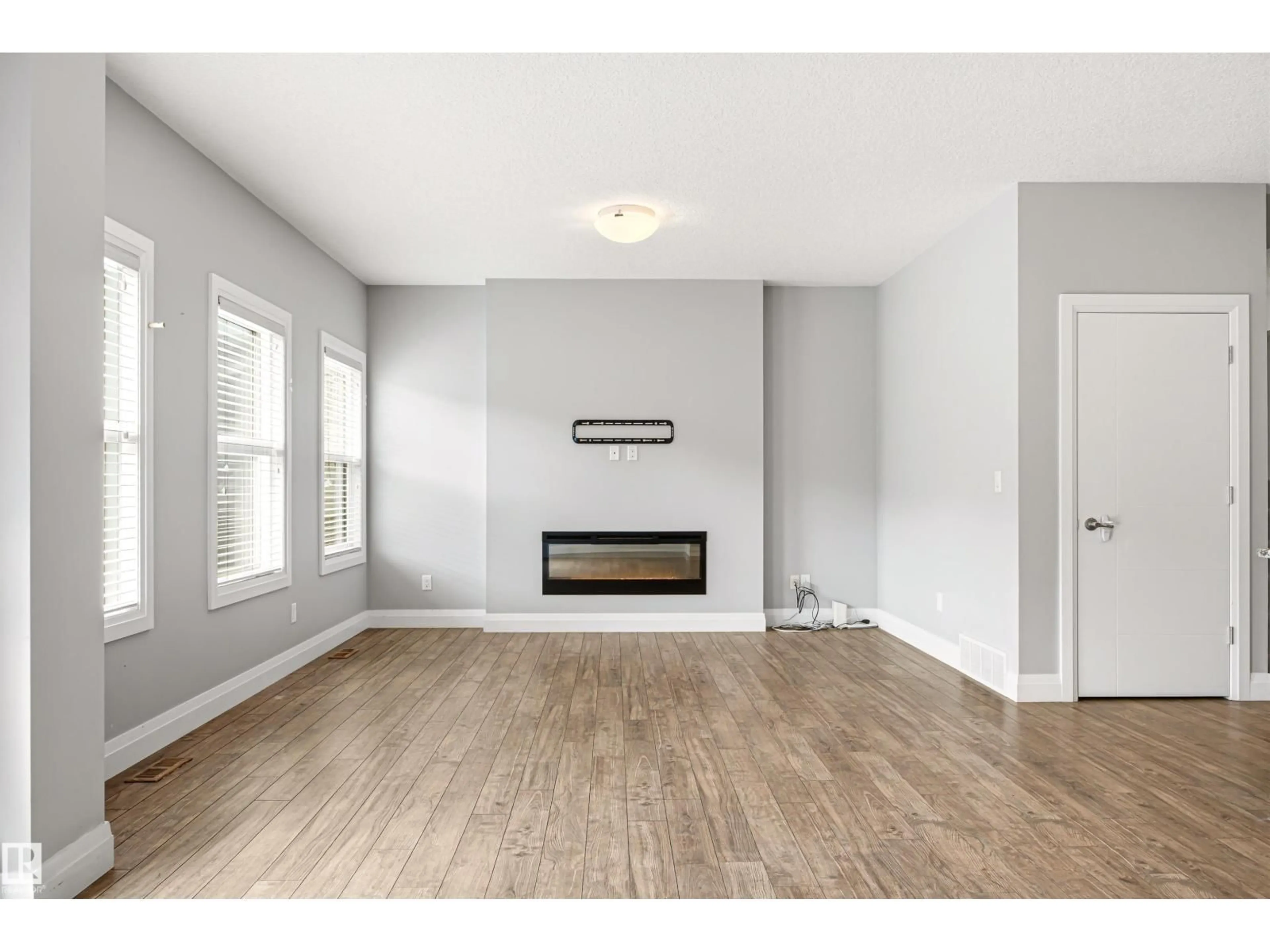 A pic of a room for 102 MEADOWLAND WY, Spruce Grove Alberta T7X0S4