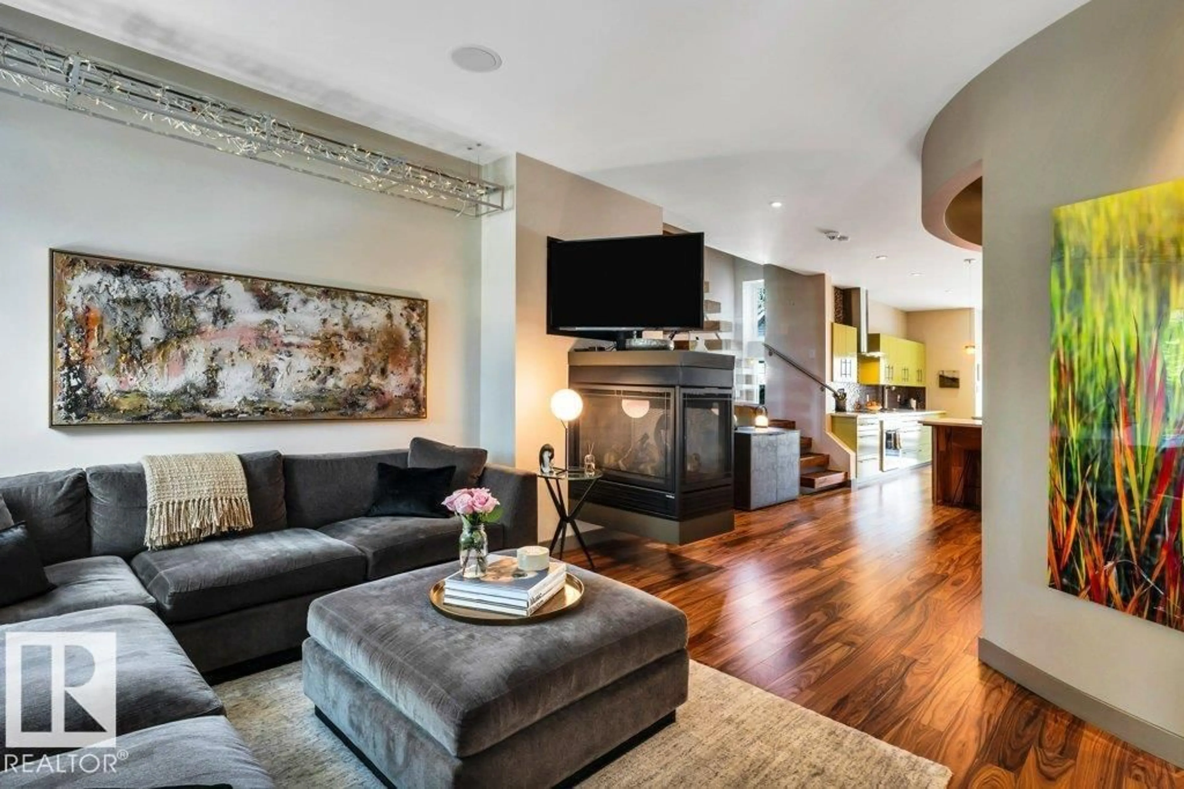 Living room with furniture, unknown for 11339 67 ST, Edmonton Alberta T5B1L2