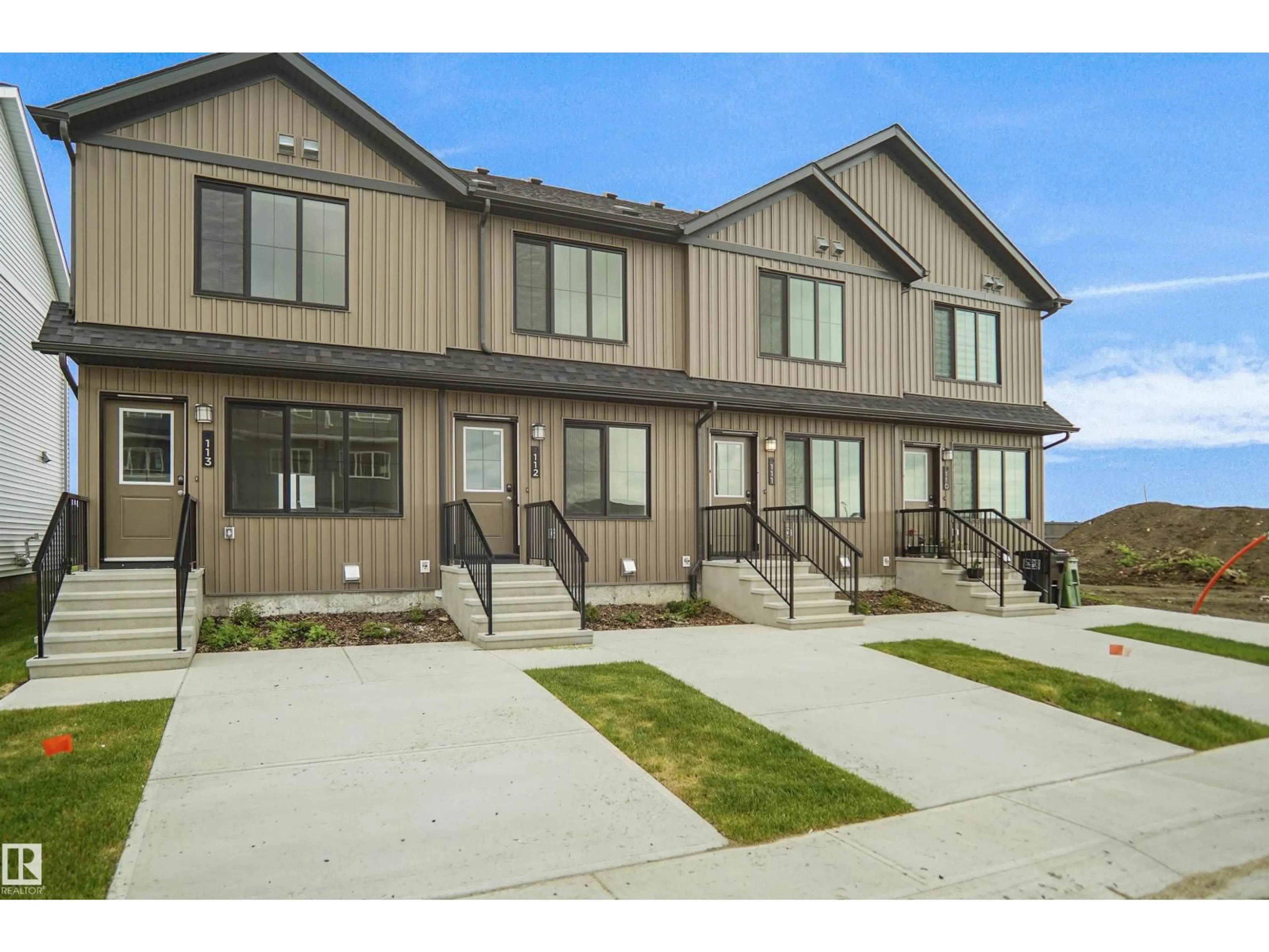 Unknown for 18 - 3705 141 ST, Edmonton Alberta T6W5M9