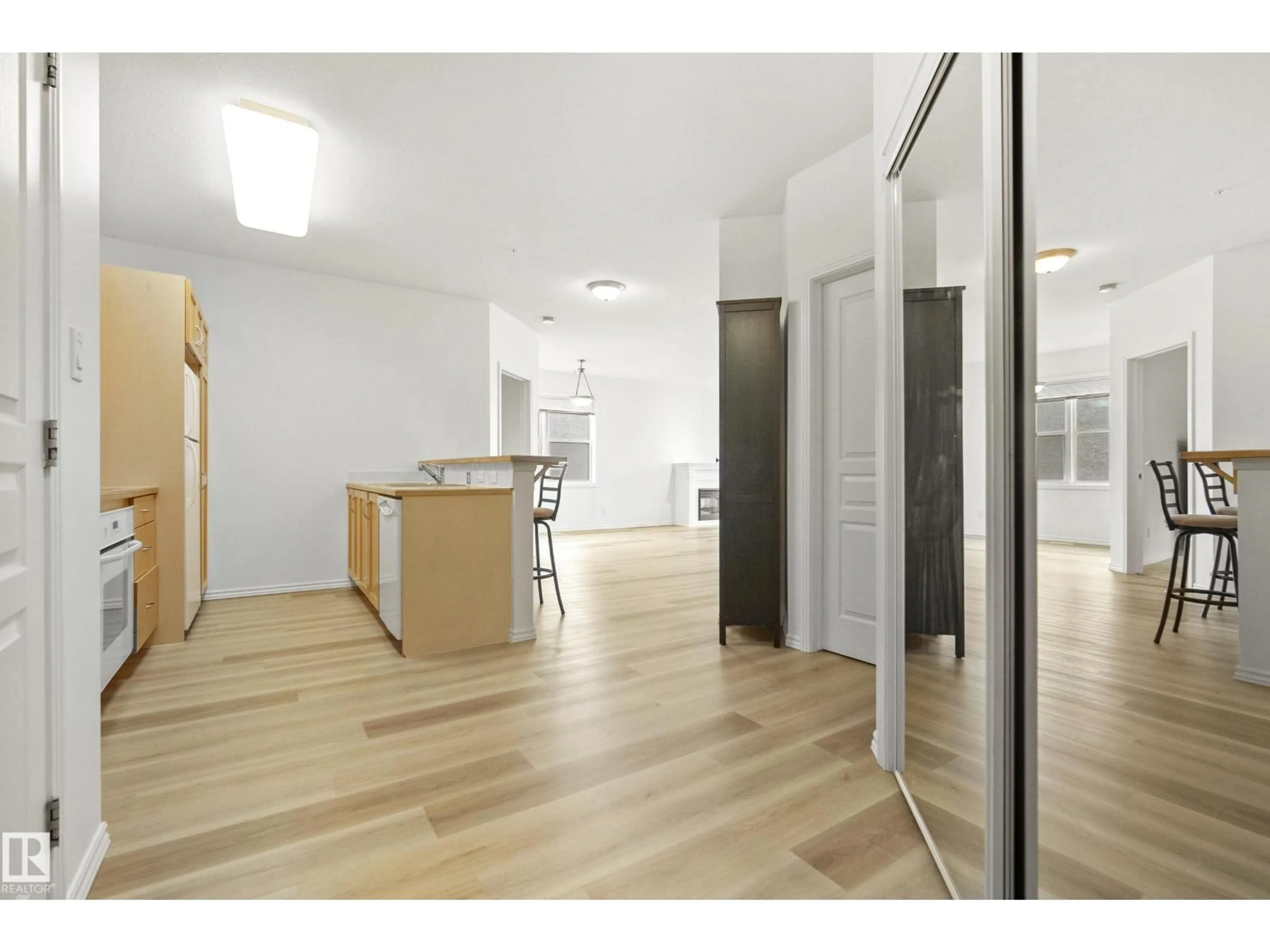 A pic of a room for #317 - 11039 83 AV, Edmonton Alberta T6G2V6