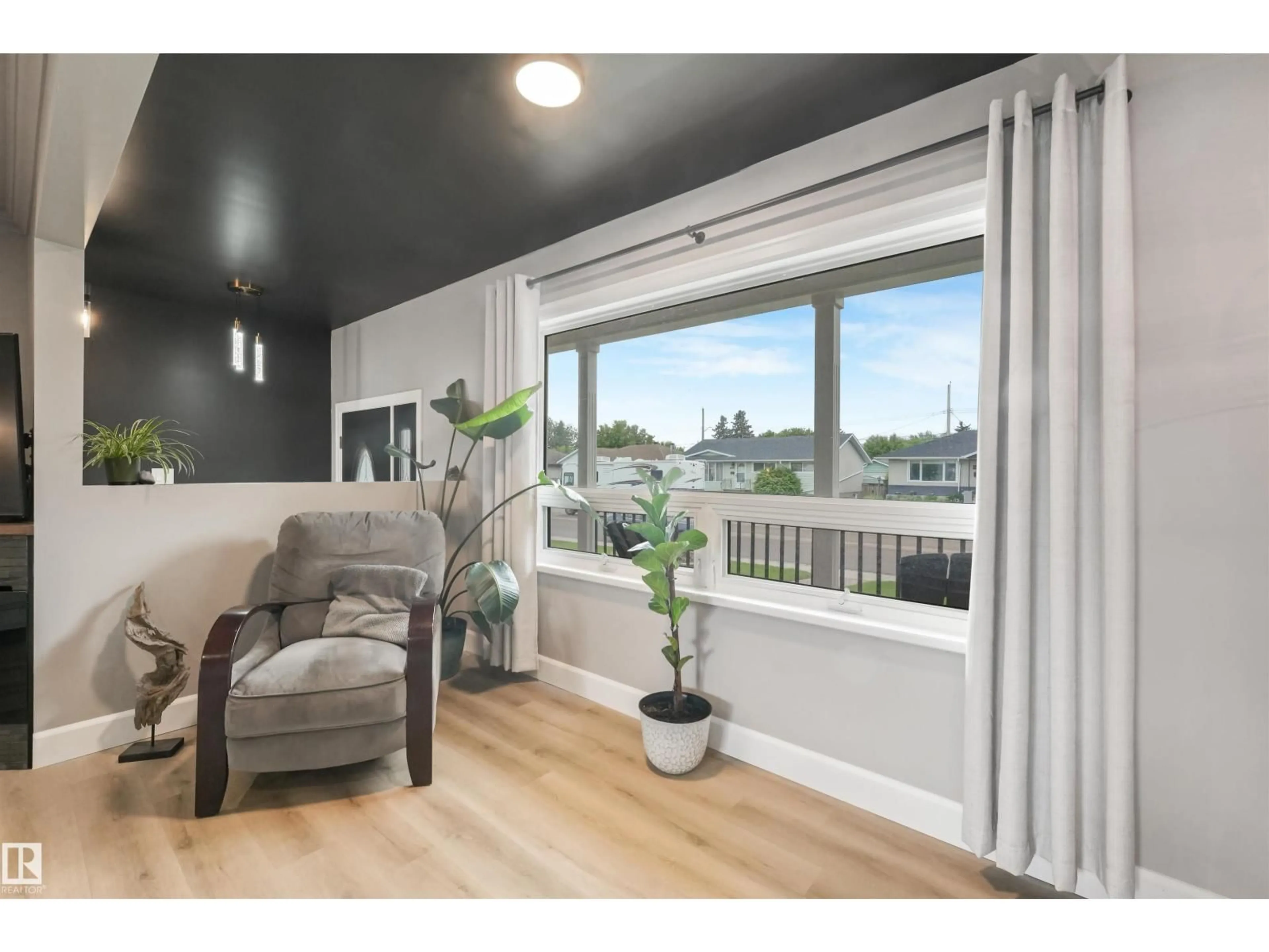 Unknown for NW - 13427 111 ST, Edmonton Alberta T5E4Z7