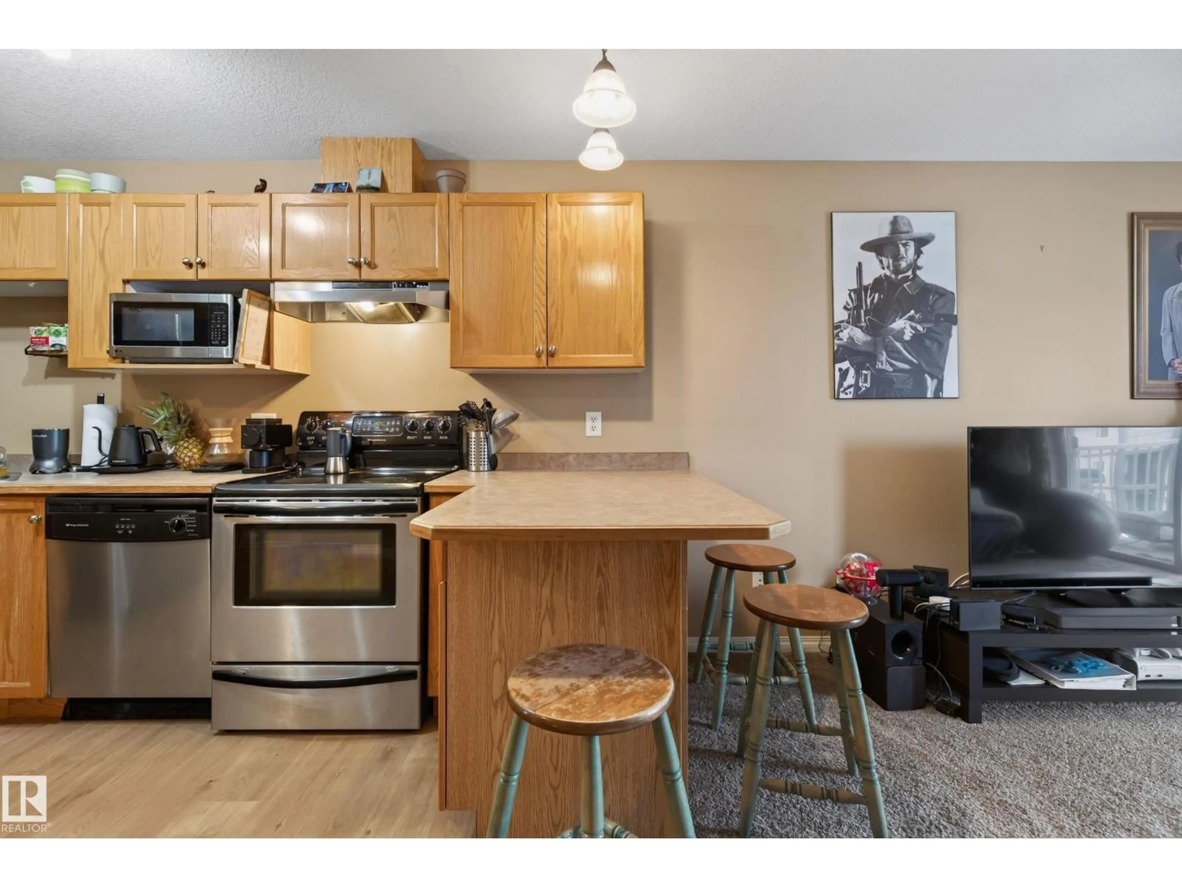 Standard kitchen, wood/laminate floor for #321 - 7511 171 ST, Edmonton Alberta T5T6S7