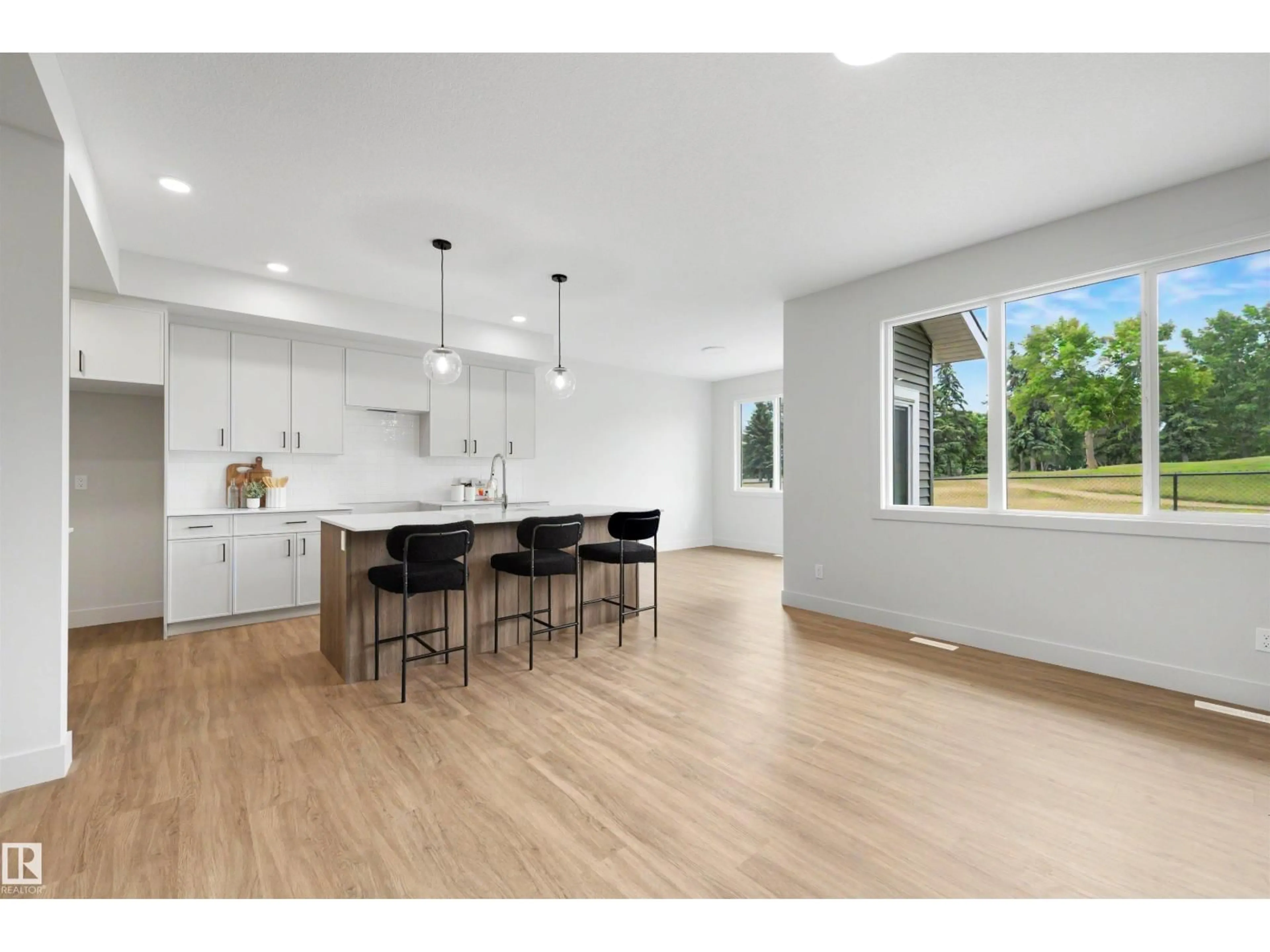 Open concept kitchen, unknown for 24 GRAYSON GR, Stony Plain Alberta T7Z0A0