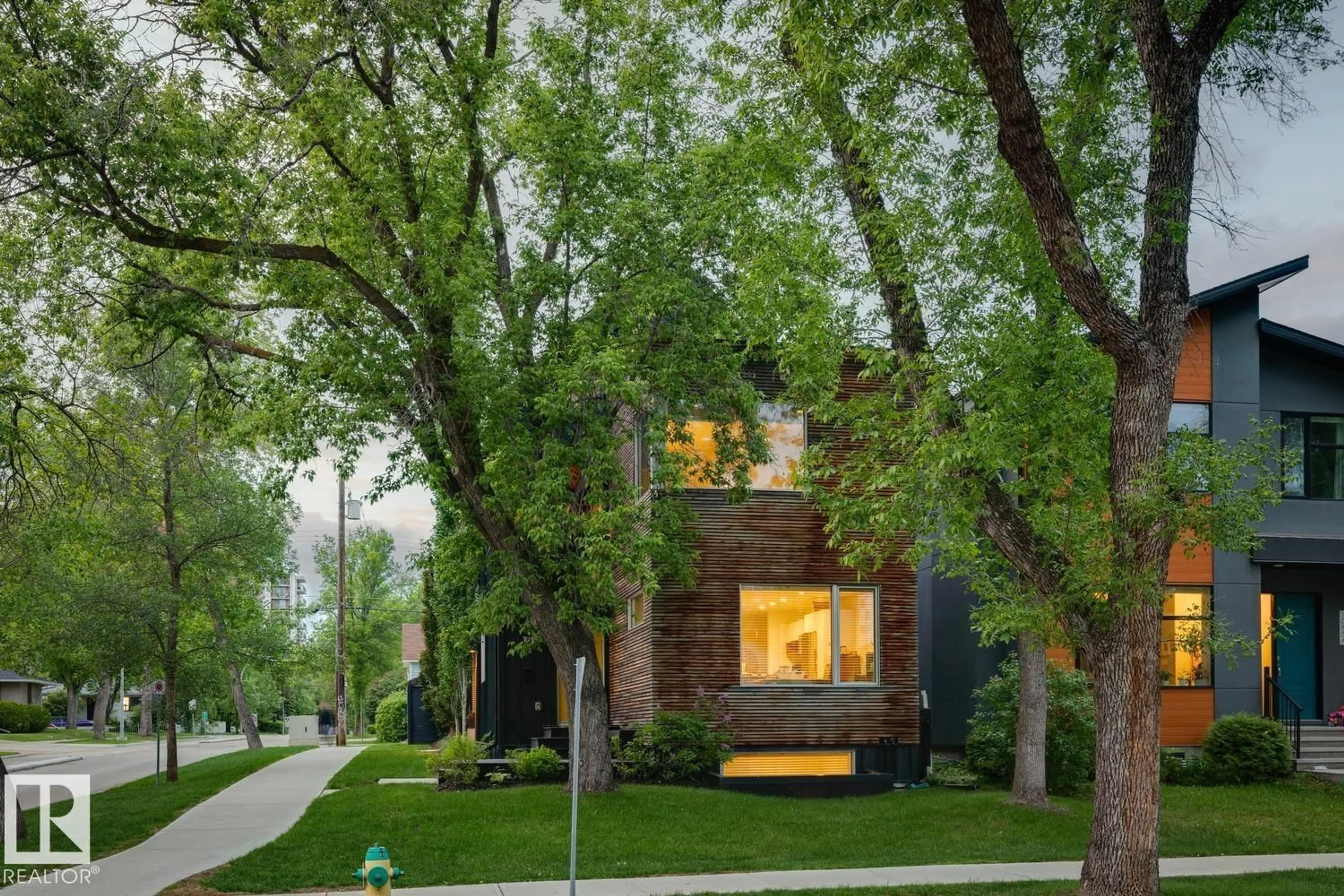 Home with brick exterior material, street for 10958 80 AV, Edmonton Alberta T6G0R1