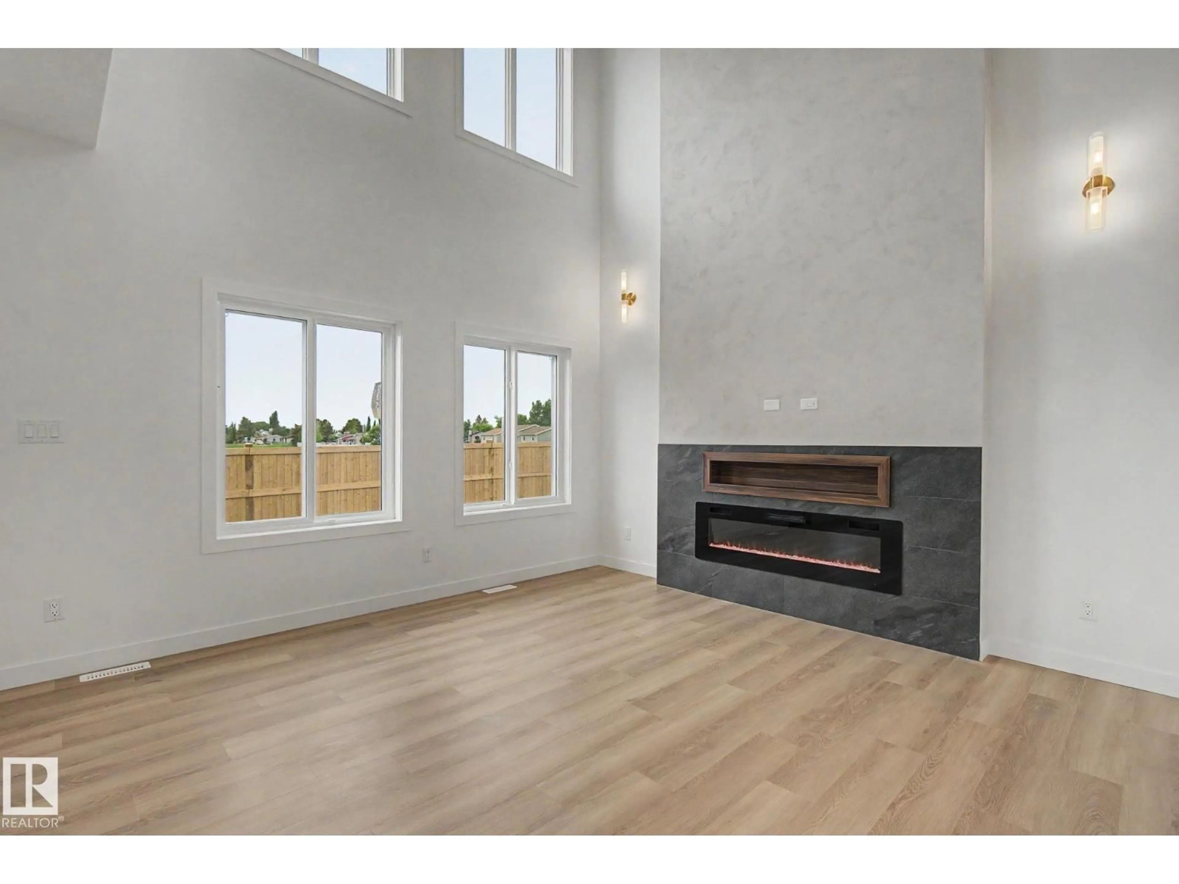 A pic of a room for 4 WILLOW HEIGHTS DR, Stony Plain Alberta T7Z2J9