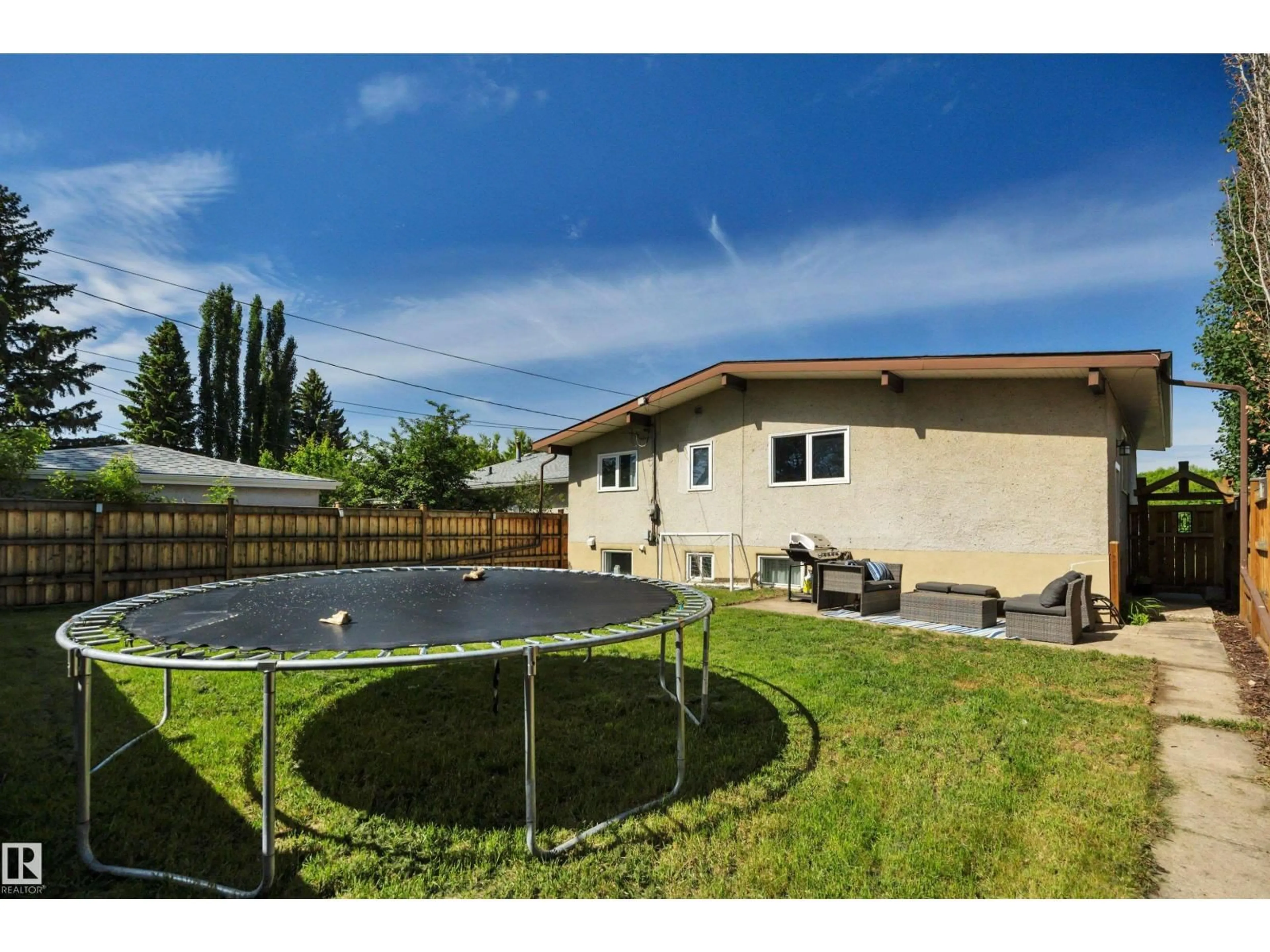 Patio, unknown for 9835 74 ST, Edmonton Alberta T6A2X6