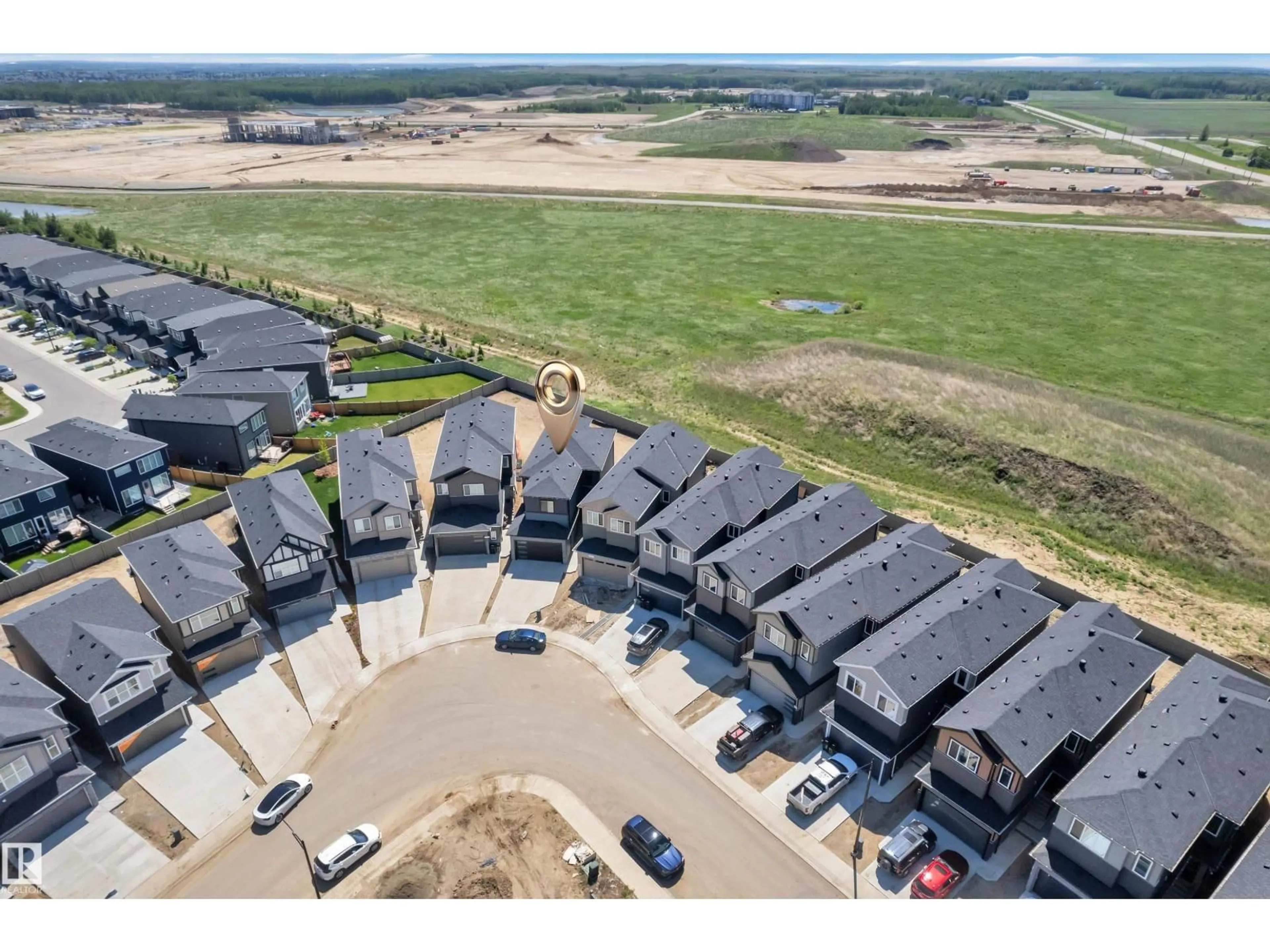 A pic from outside/outdoor area/front of a property/back of a property/a pic from drone, unknown for 22803 80 AV, Edmonton Alberta T5T7X8