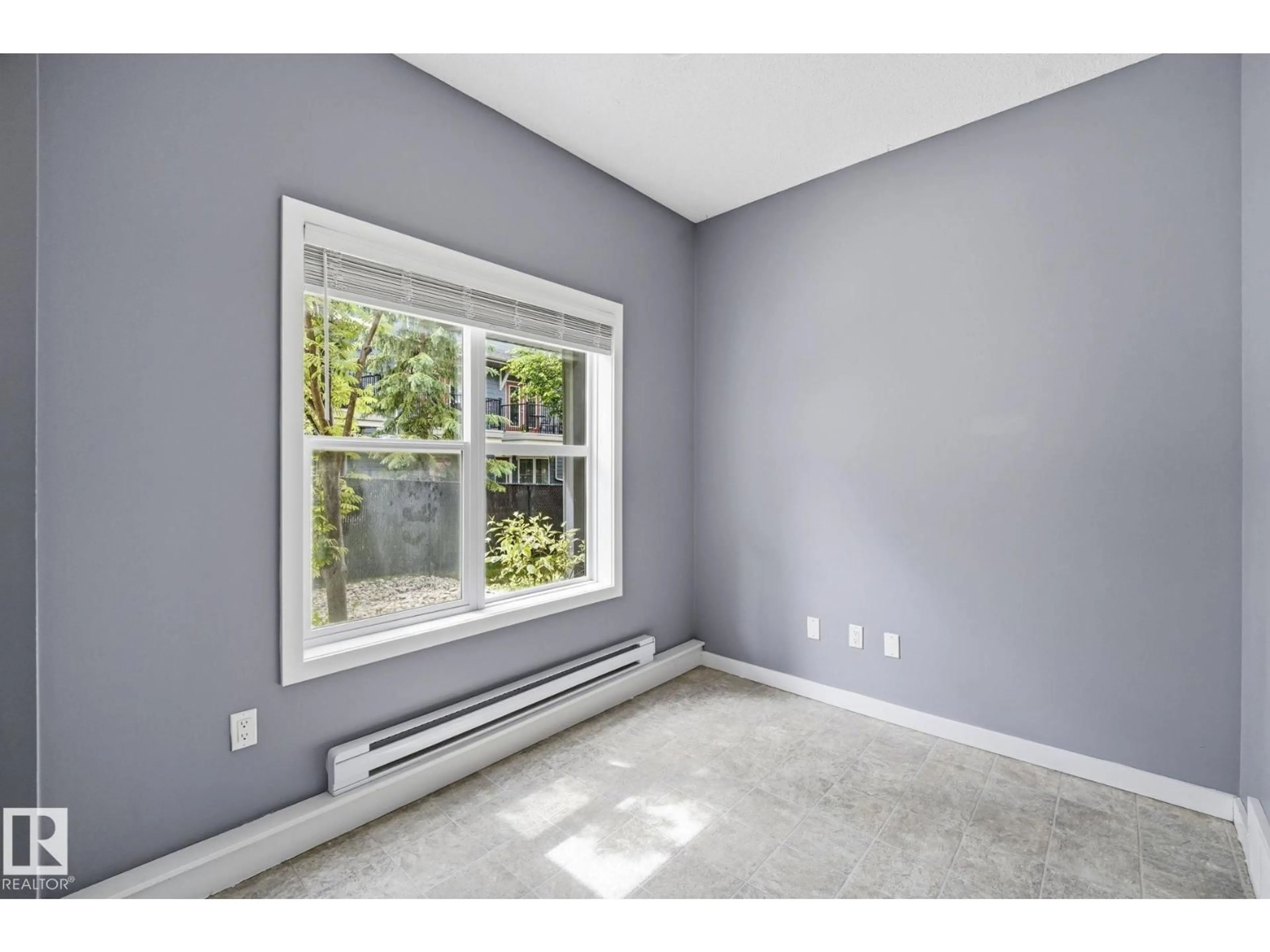 A pic of a room for #23 - 655 WATT BV, Edmonton Alberta T6X0Y2