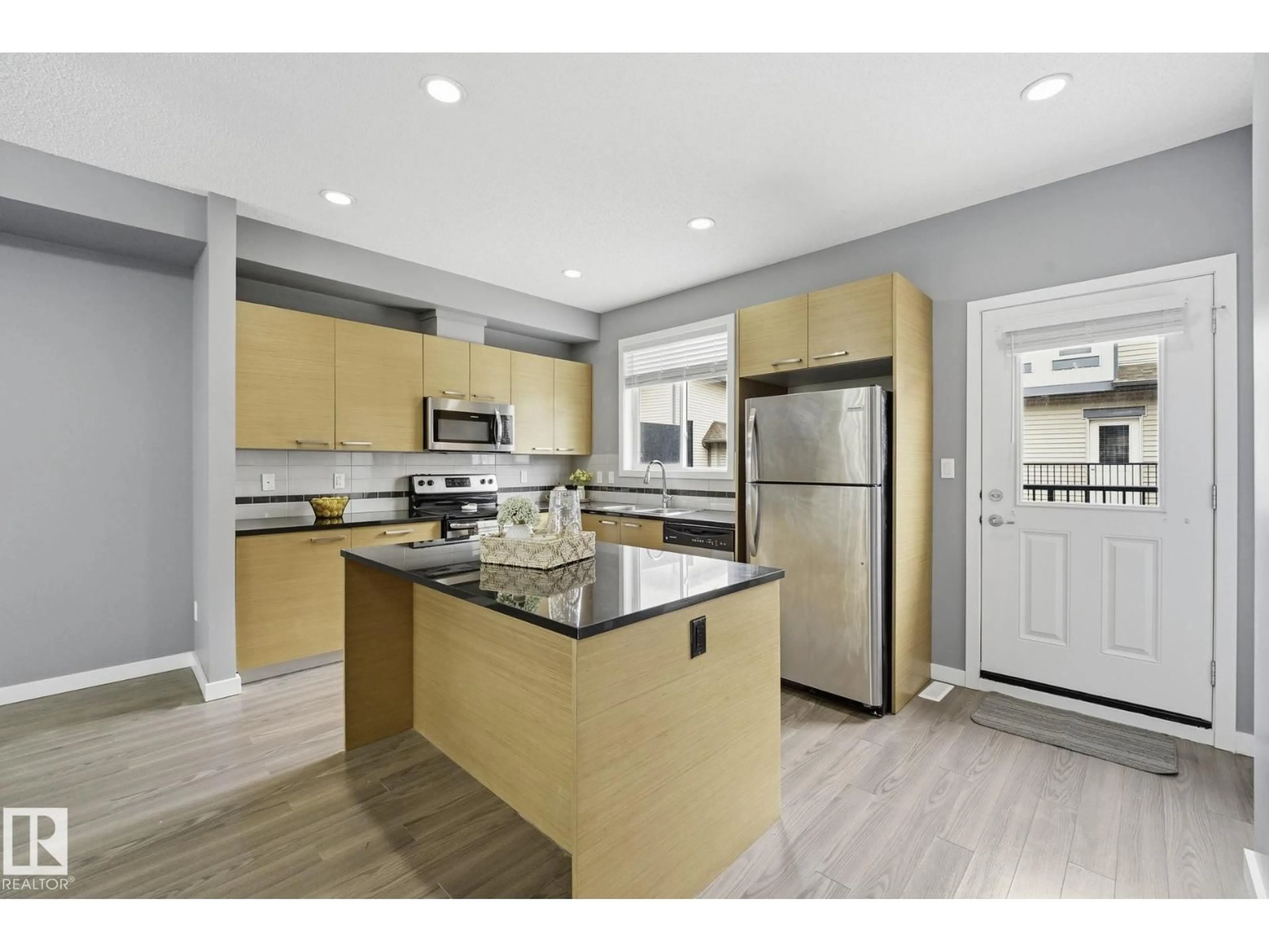 Open concept kitchen, unknown for #23 - 655 WATT BV, Edmonton Alberta T6X0Y2