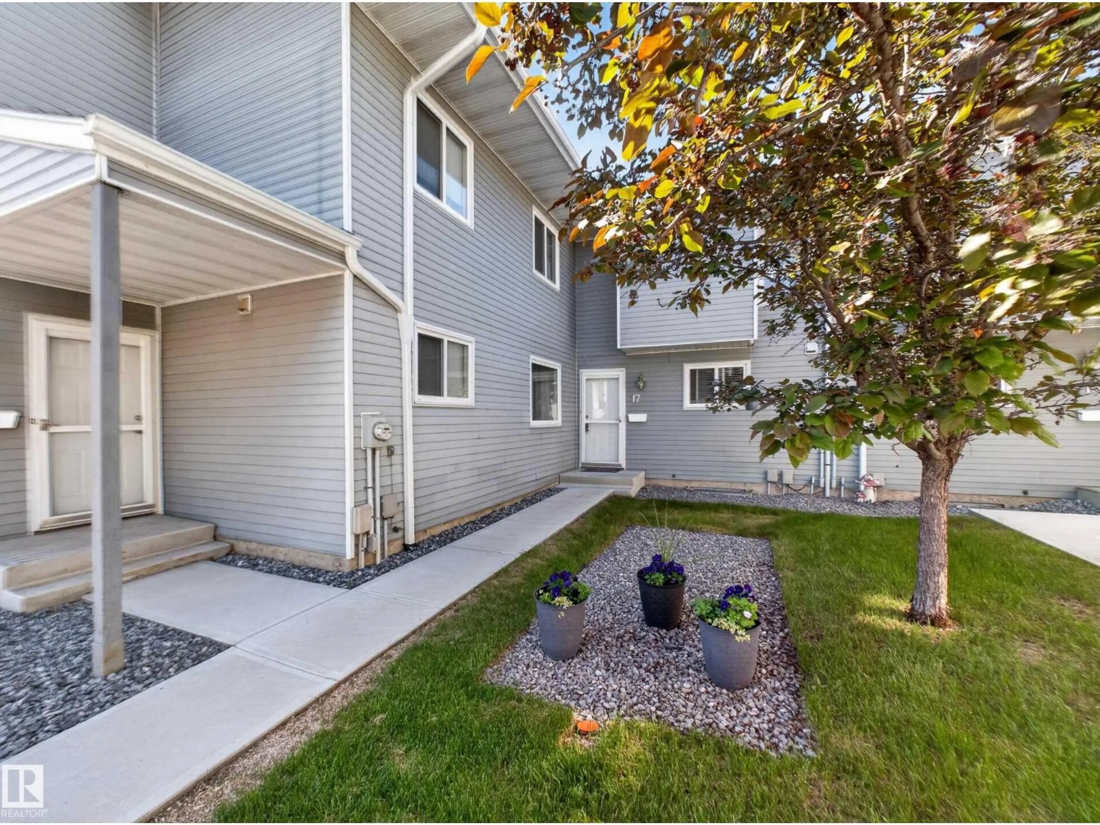 Patio, street for #17 - 15710 BEAUMARIS RD, Edmonton Alberta T5X5E2