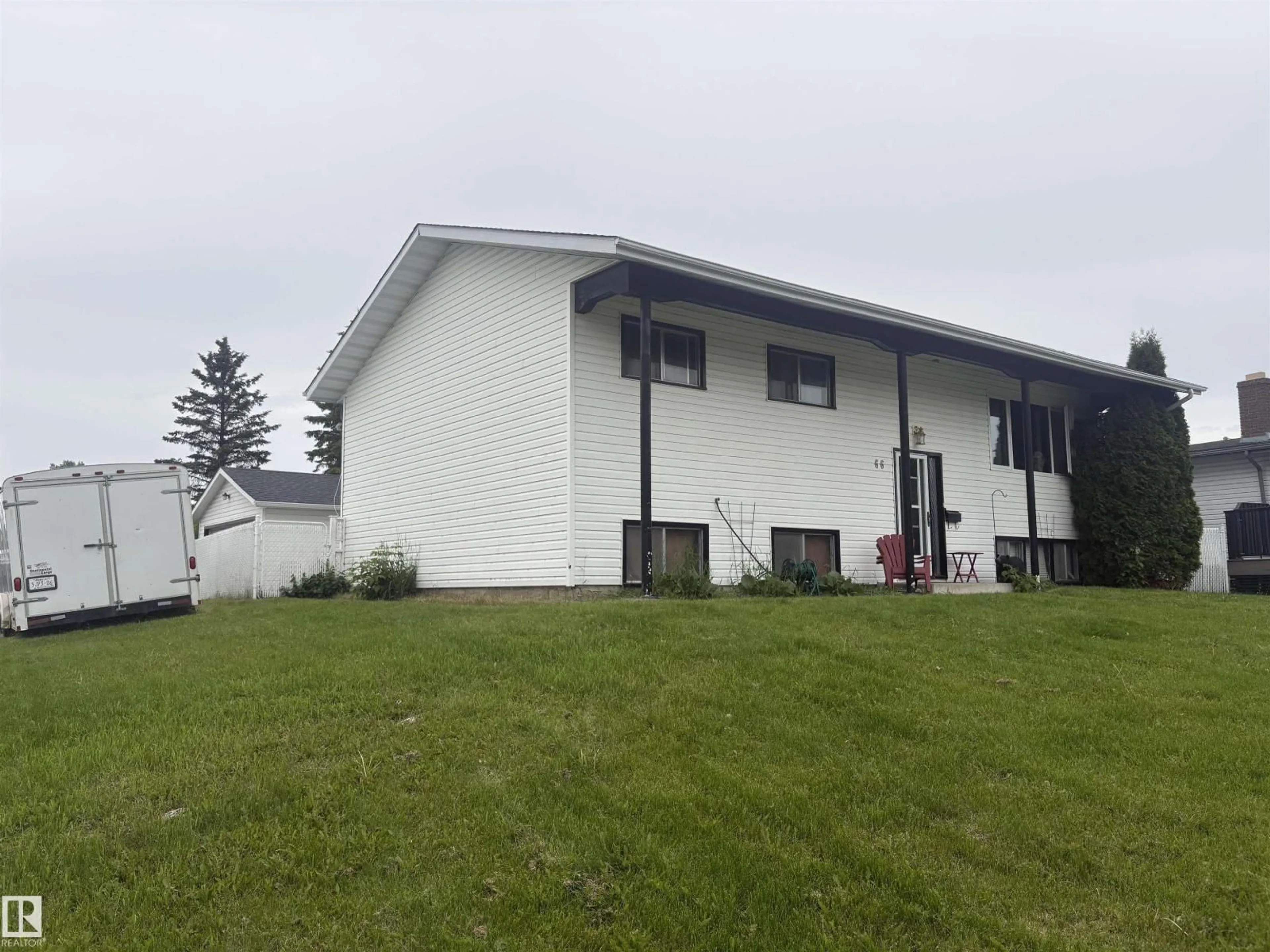 A pic from outside/outdoor area/front of a property/back of a property/a pic from drone, building for 66 MALIGNE DR, Devon Alberta T9G1P8