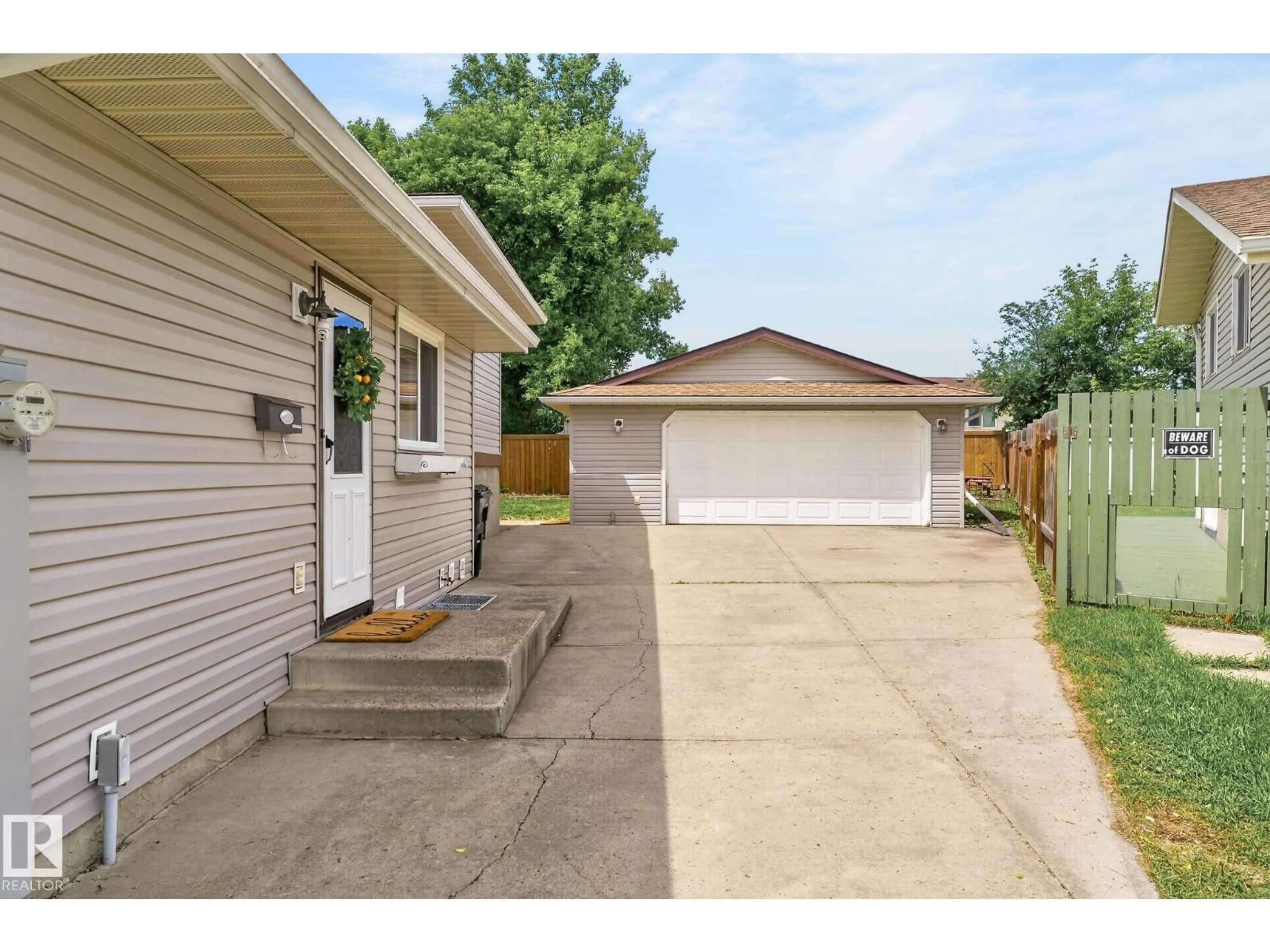 Unknown for NW NW - 14612 29 ST, Edmonton Alberta T5Y2A3