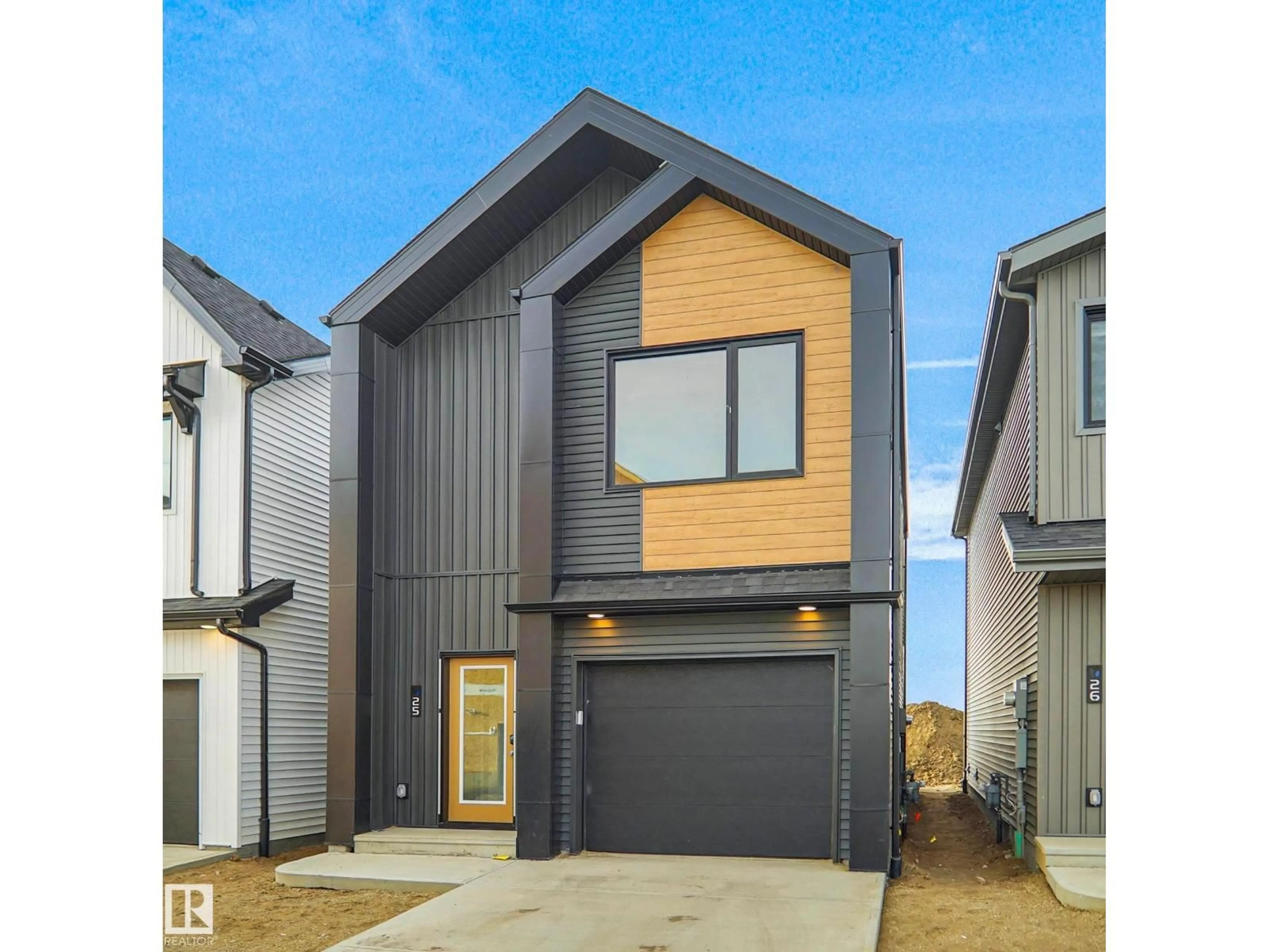 Home with vinyl exterior material, street for #33 - 1430 ASTER WY, Edmonton Alberta T6T2N8