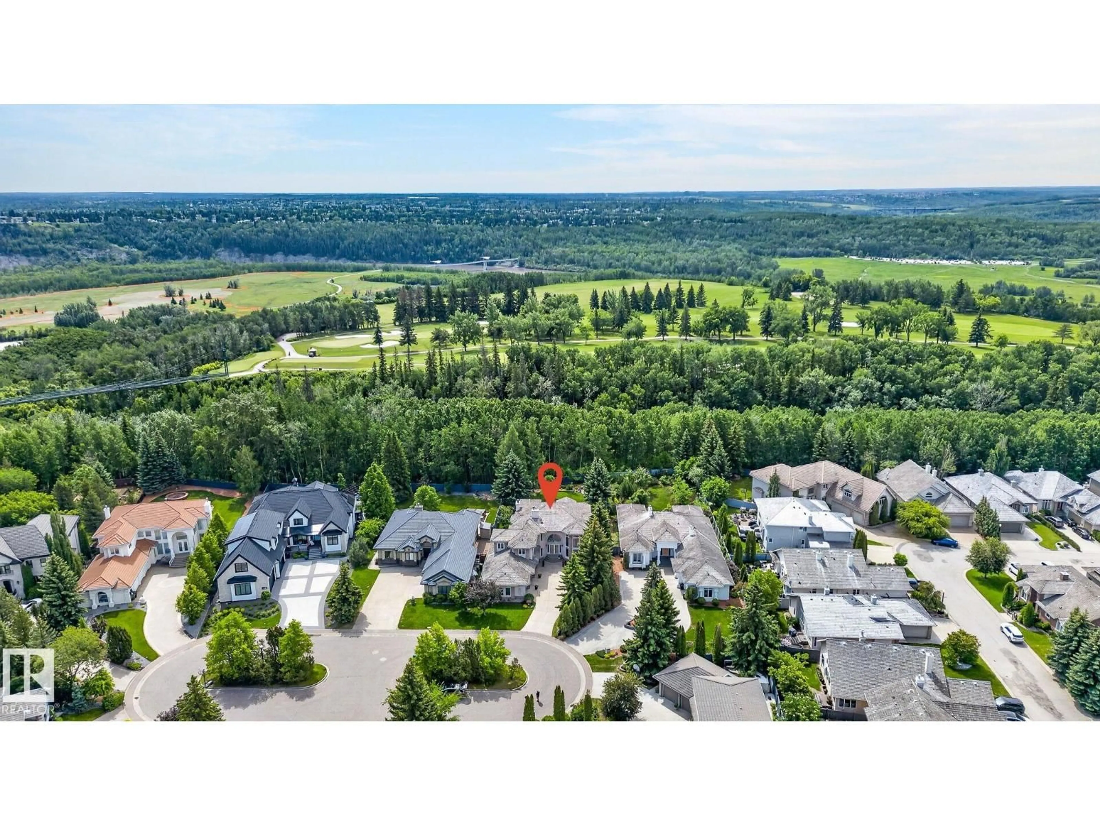 A pic from outside/outdoor area/front of a property/back of a property/a pic from drone, forest/trees view for 229 WILSON LANE, Edmonton Alberta T6M2K8