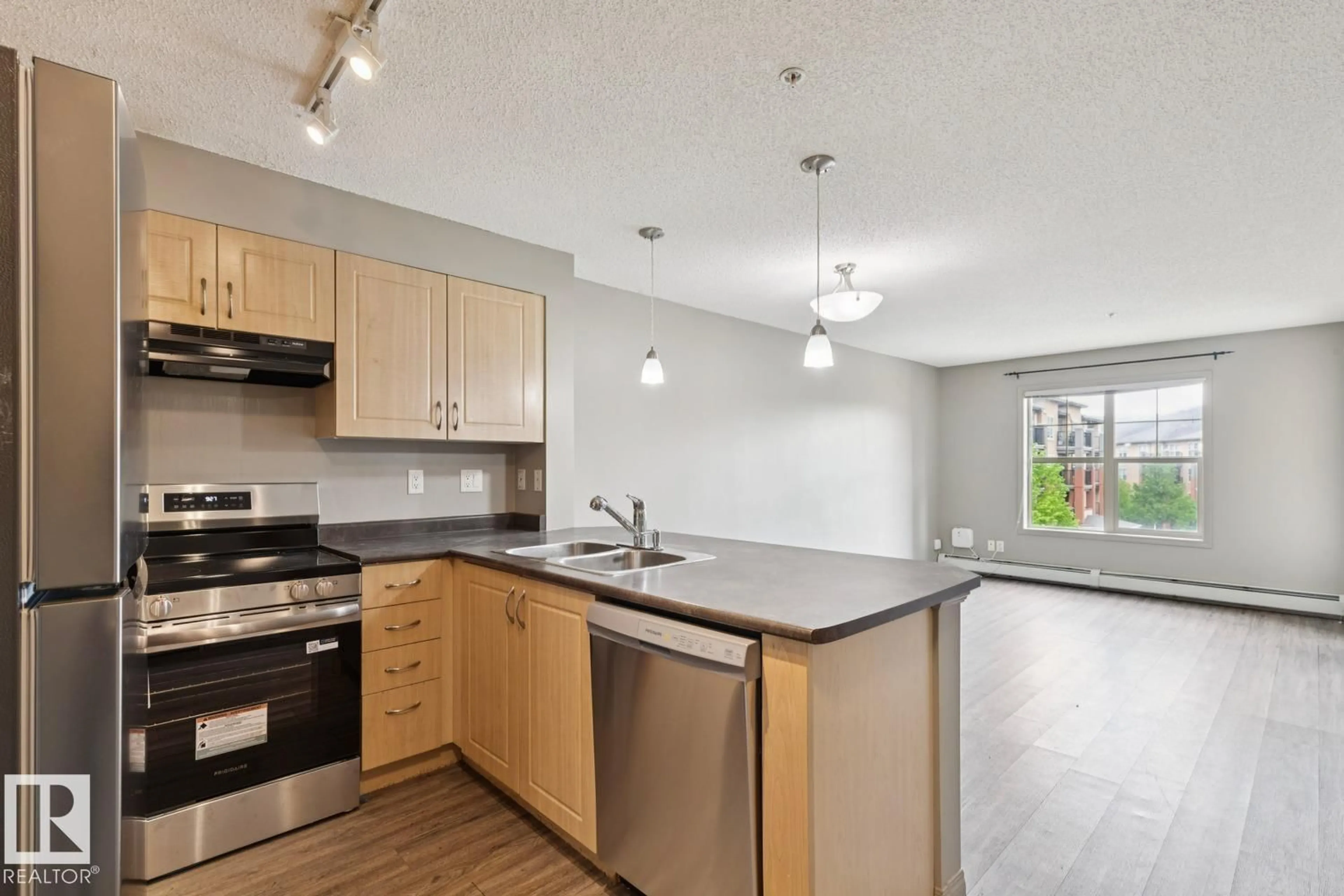 Standard kitchen, unknown for #312 - 11453 ELLERSLIE RD, Edmonton Alberta T6W1T3