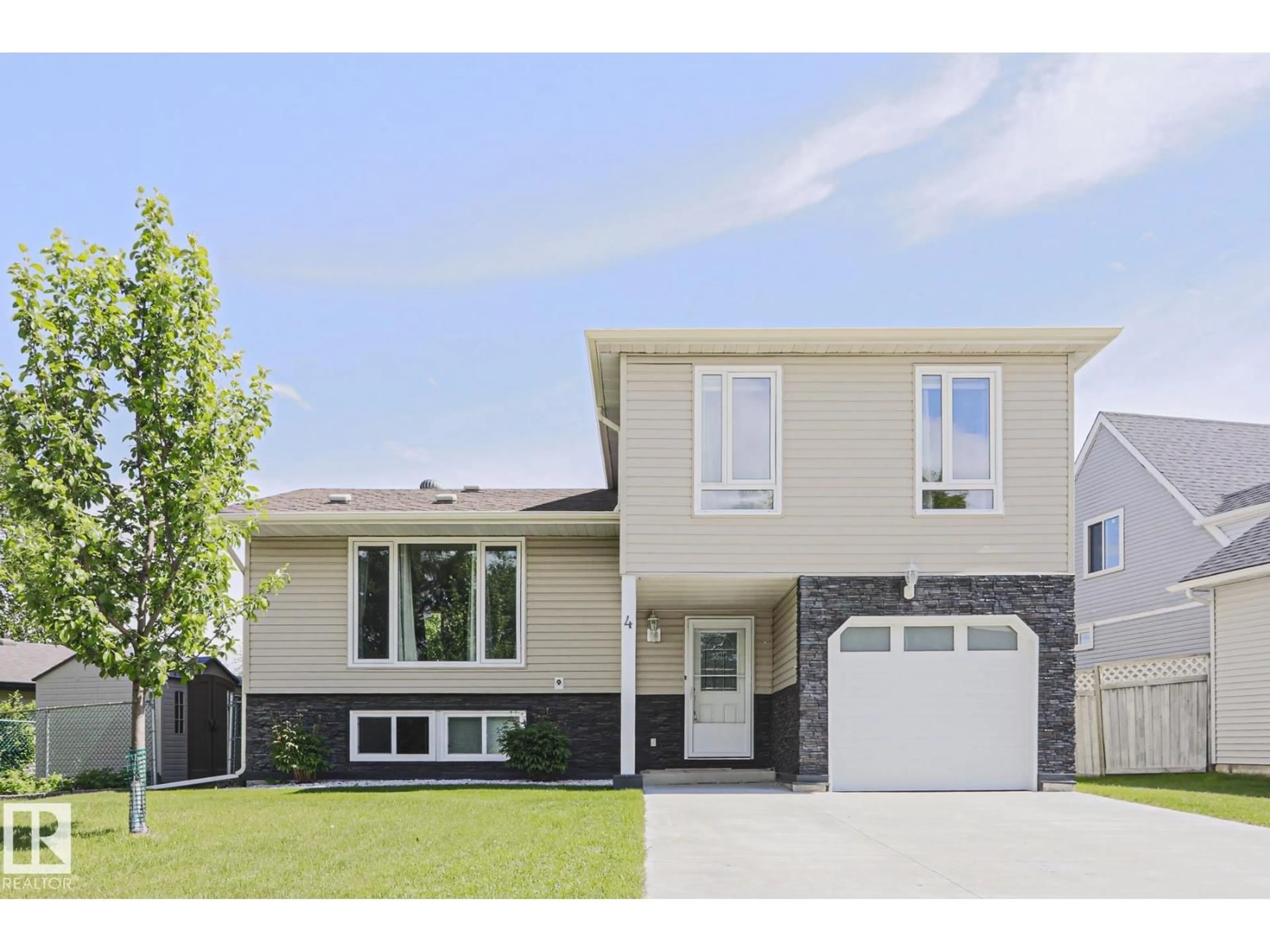 Home with vinyl exterior material, street for 4 GOEBEL CL, Spruce Grove Alberta T7X2A2