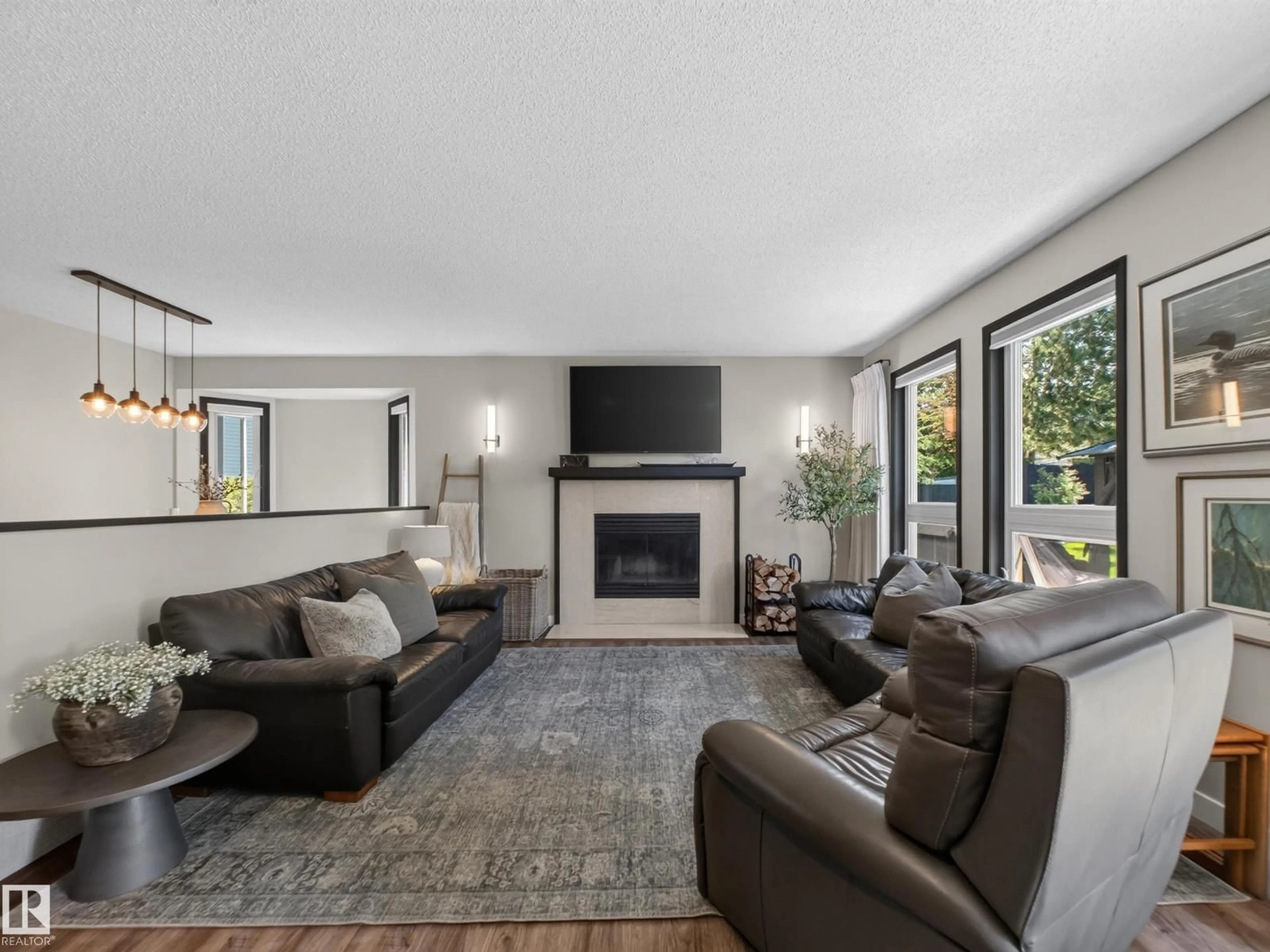 Living room with furniture, unknown for 9 COACHMAN PL, Sherwood Park Alberta T8H1C1