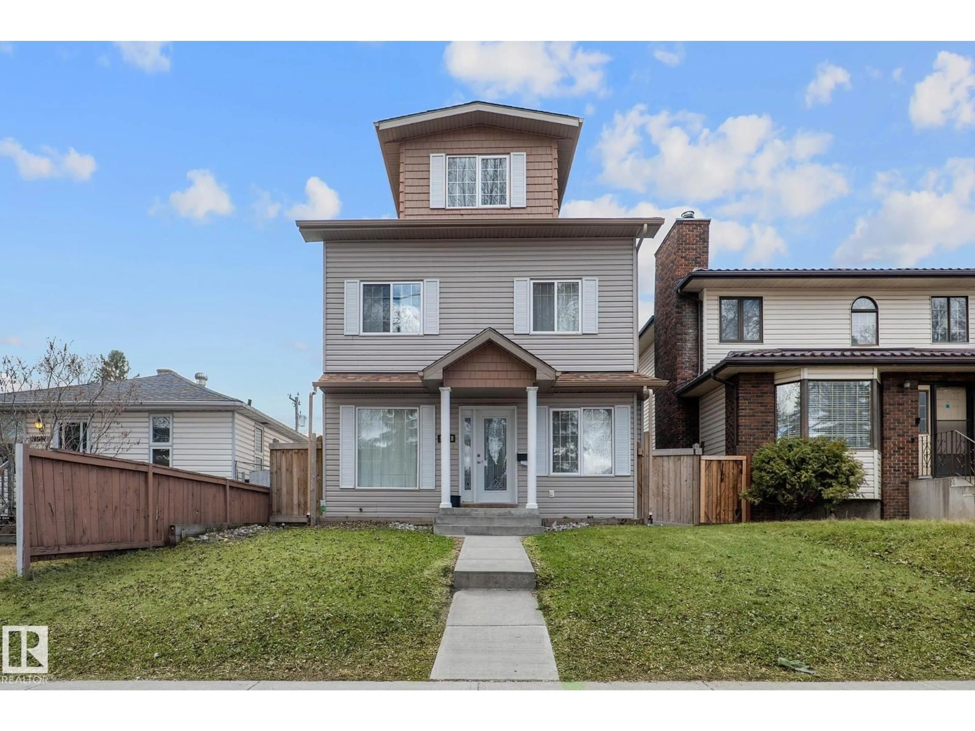 Home with brick exterior material, street for 11918 68 ST NW, Edmonton Alberta T5B1P7