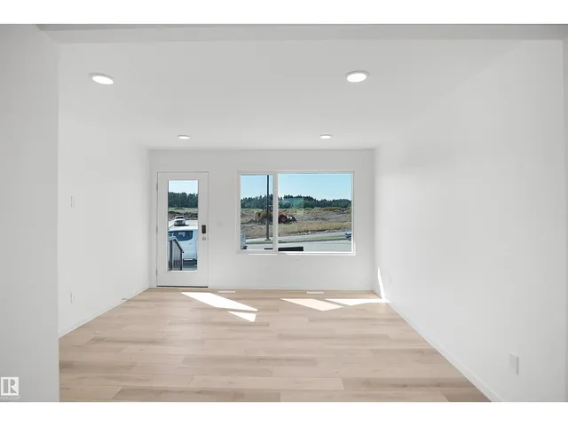 4344 KINGLET DR, Edmonton 3