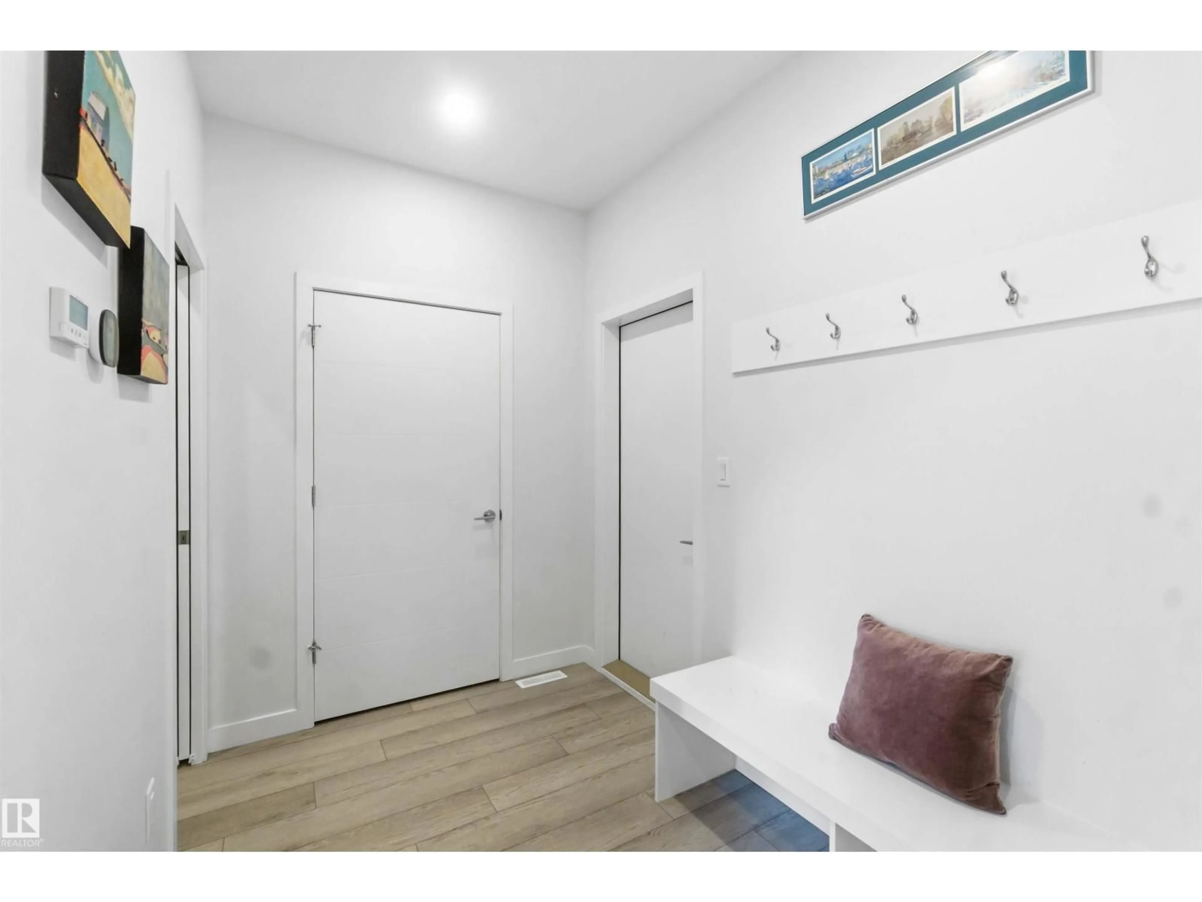 Indoor entryway for 178 REDWING WD, St. Albert Alberta T8N8A5