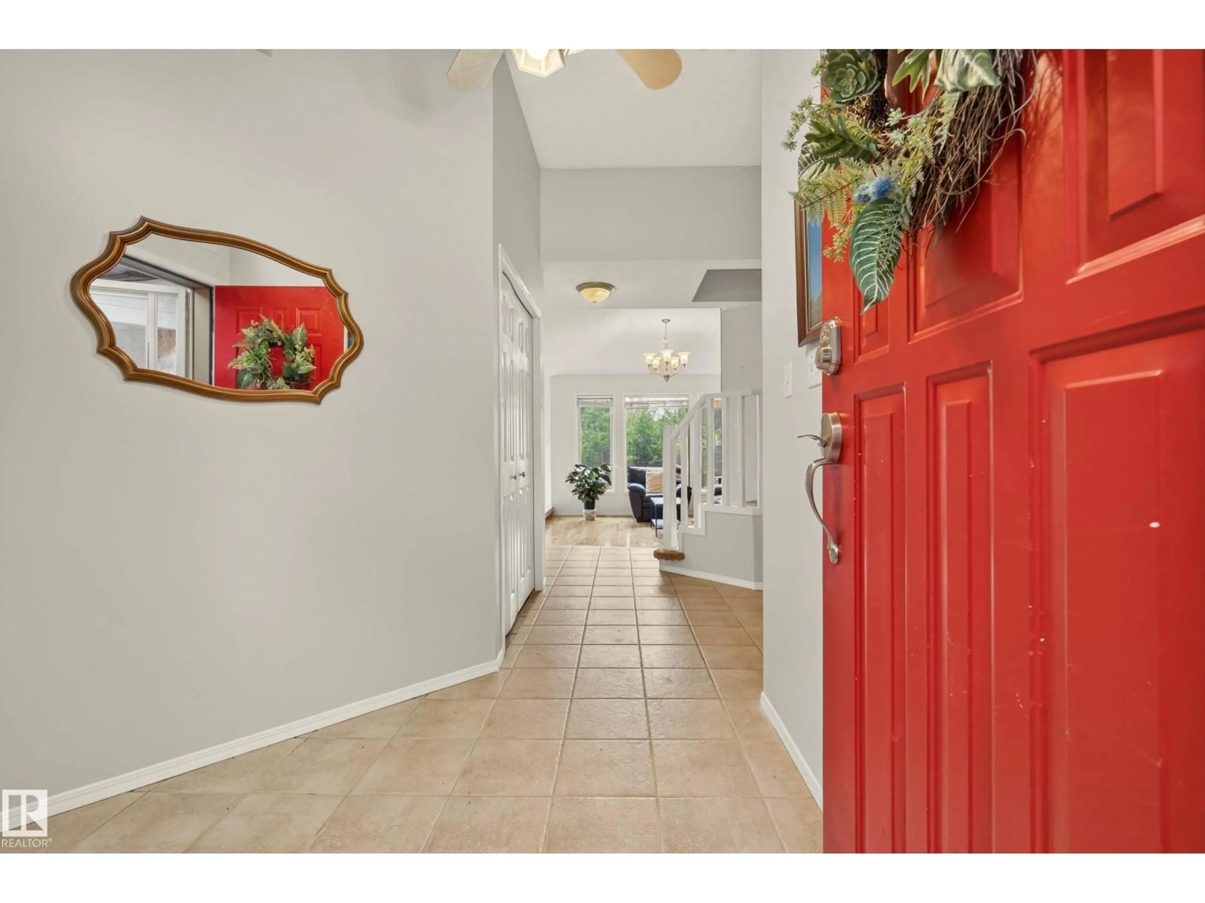 Indoor entryway for 9 EMERALD TC, St. Albert Alberta T8N5S4