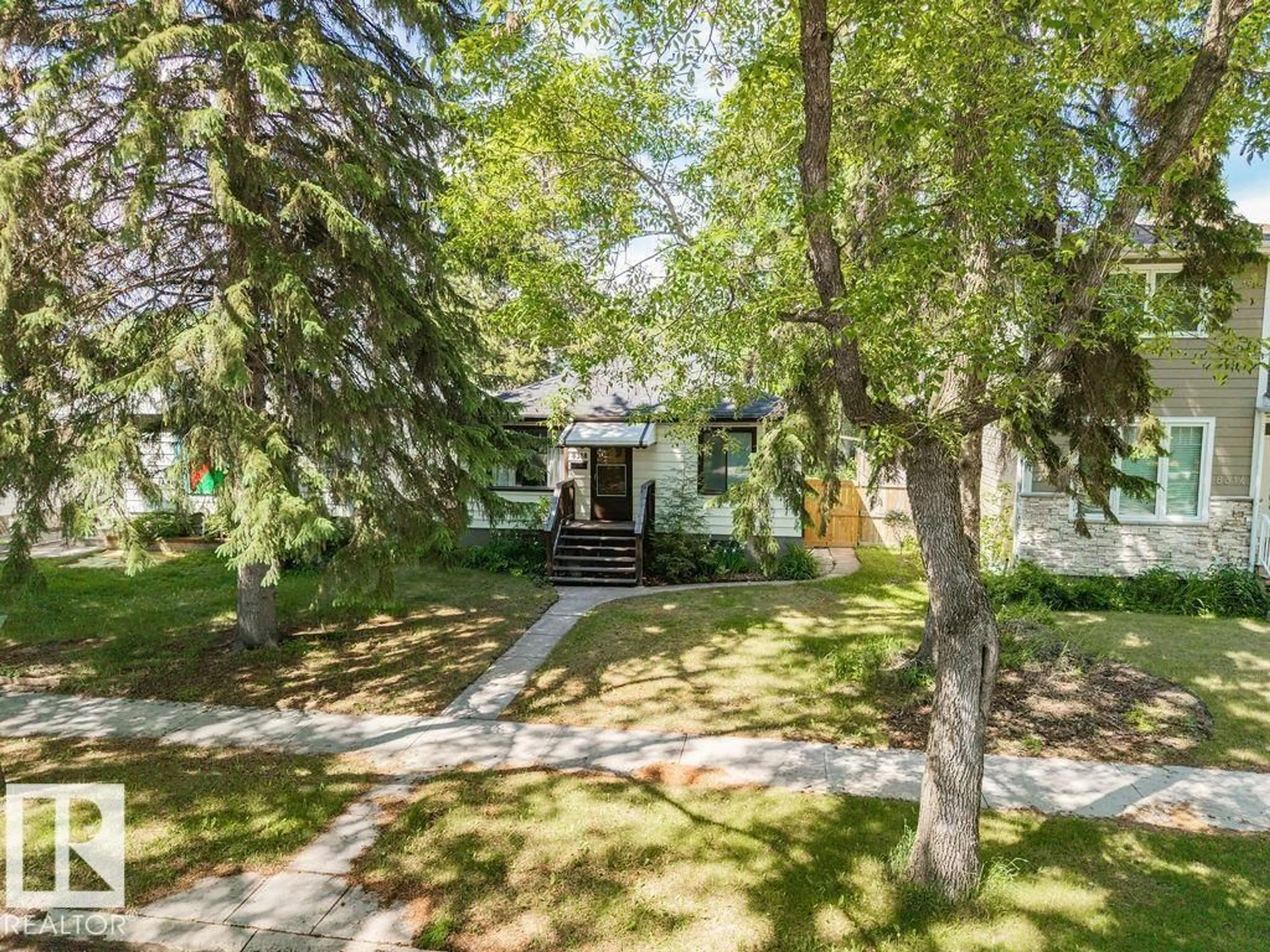 Unknown for 8318 80 AV, Edmonton Alberta T6C0T1