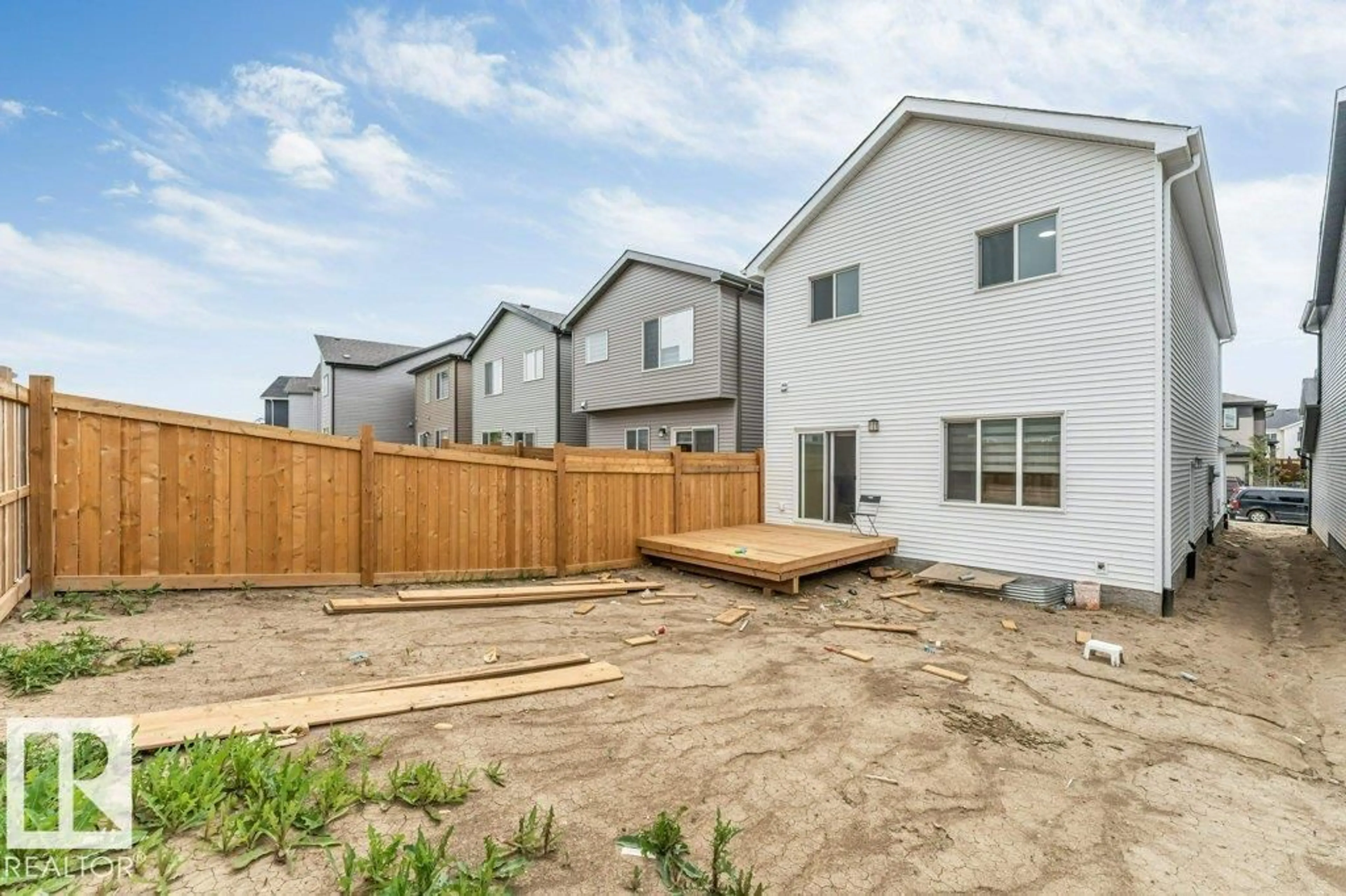 Patio, street for SW - 423 28 ST, Edmonton Alberta T6X3E8