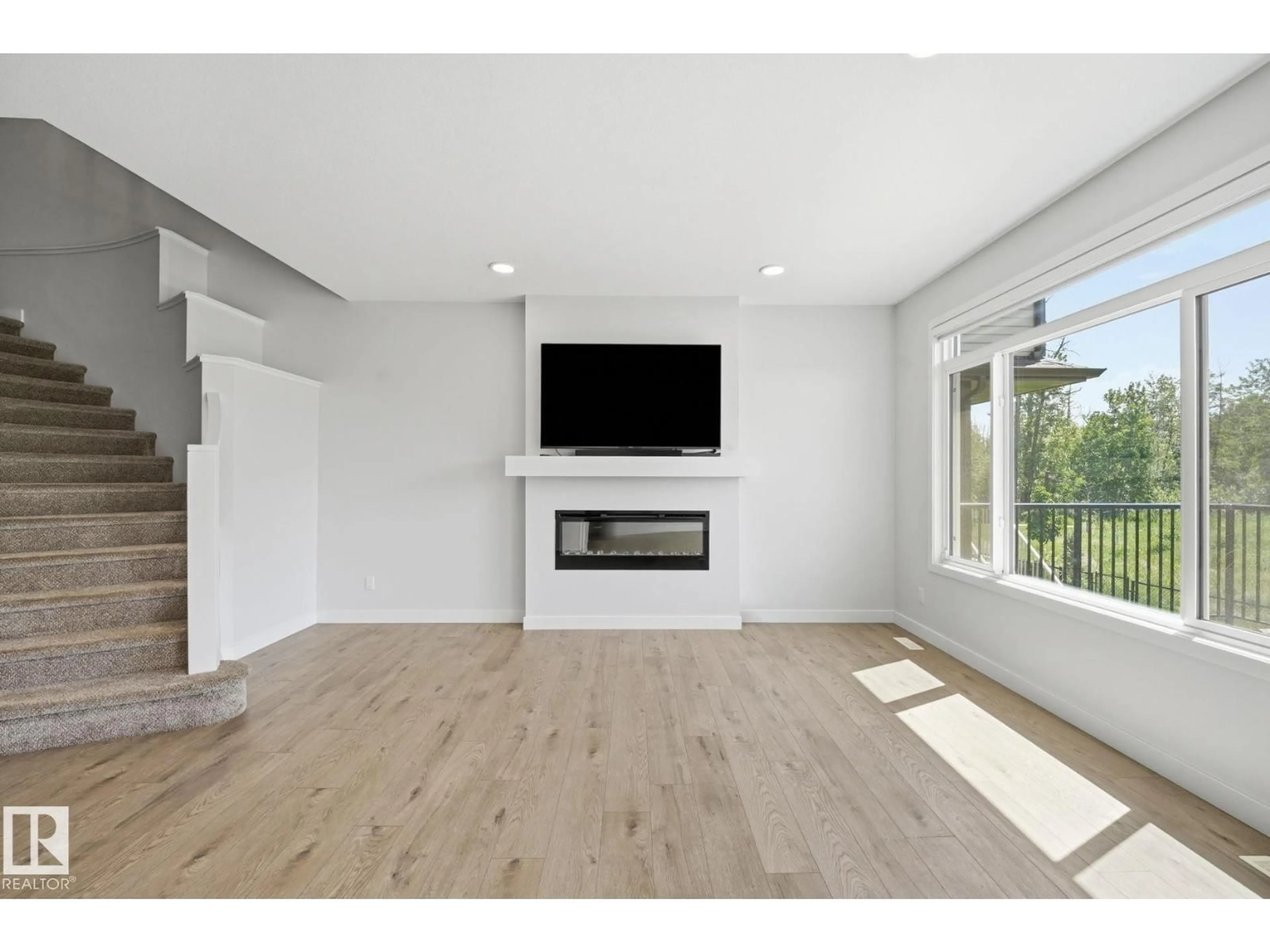 A pic of a room for 6015 EDMONDS PL, Edmonton Alberta T6M1S1