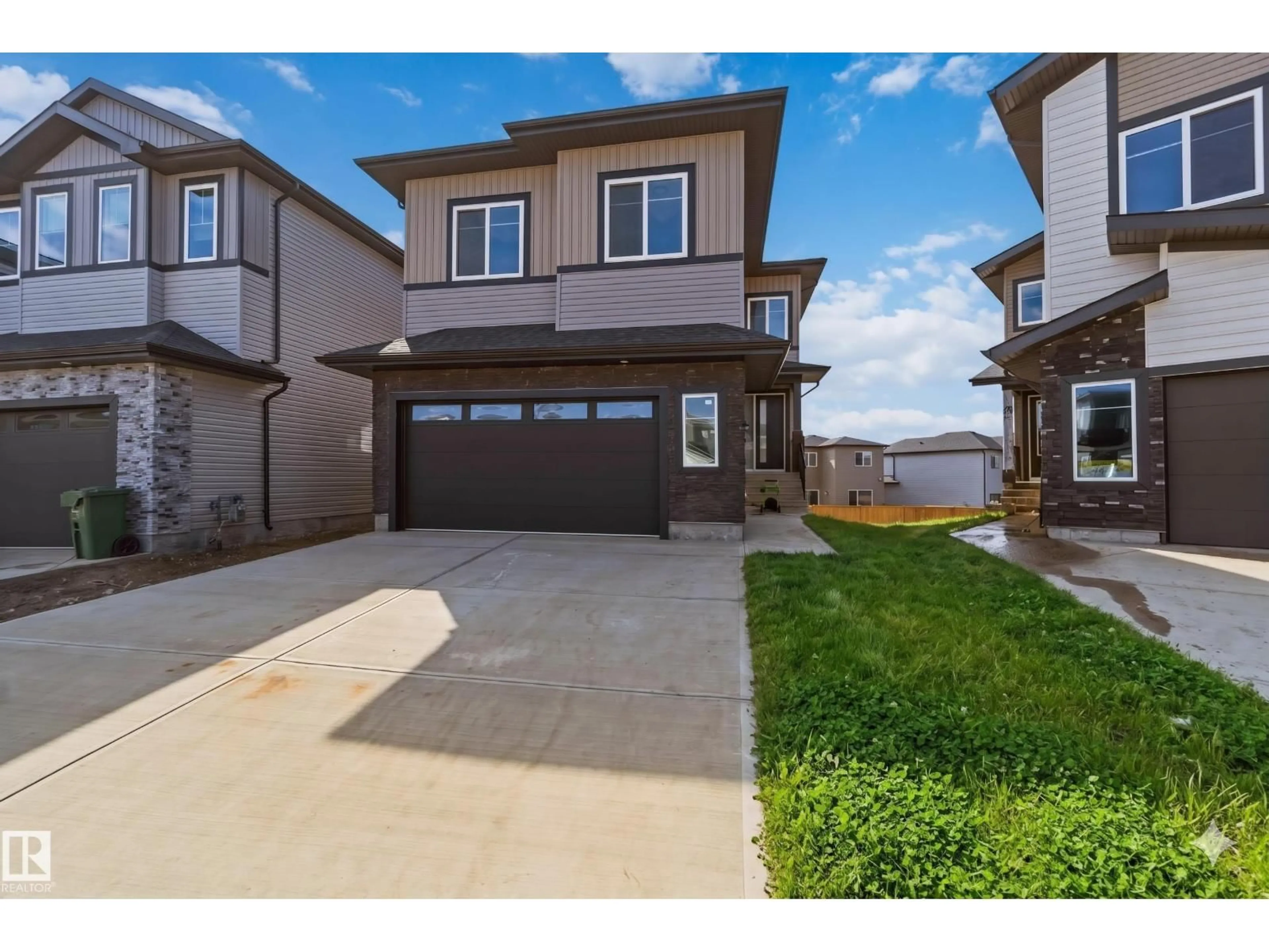 Unknown for 415 PINE PT, Leduc Alberta T9E1S7