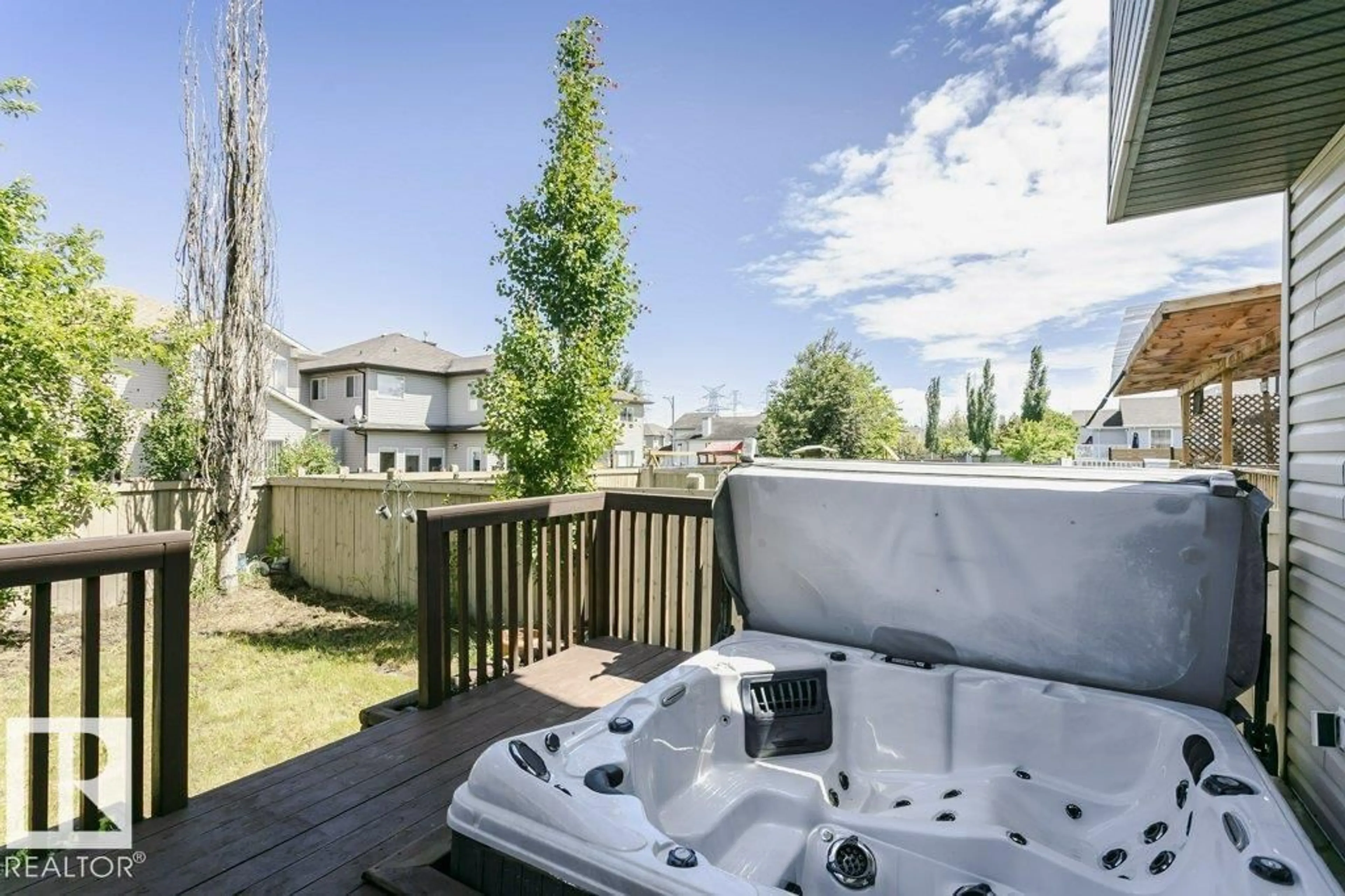 Patio, unknown for 8018 3 AV SW, Edmonton Alberta T6X1K6