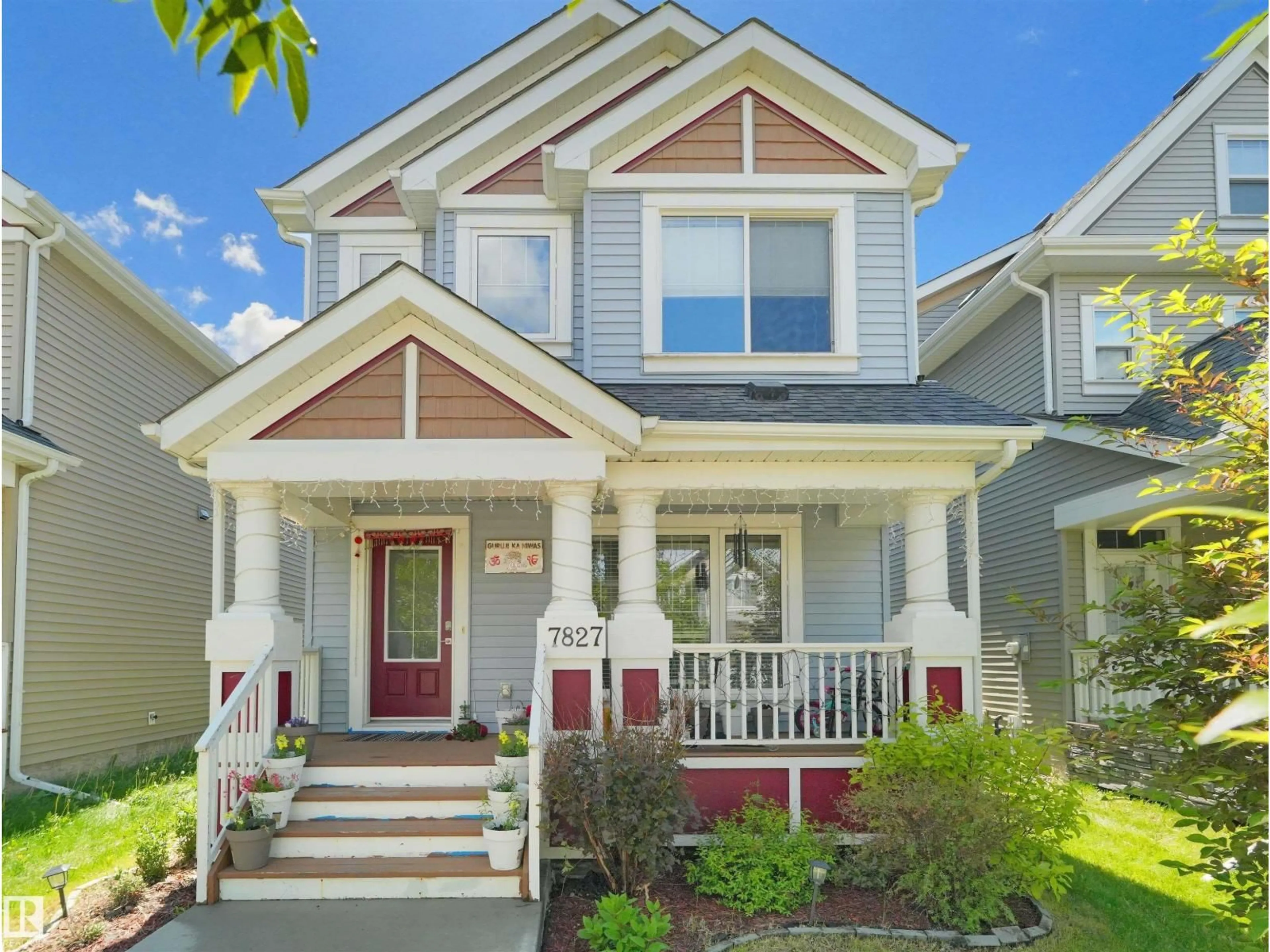 Home with vinyl exterior material, street for SW - 7827 22 AV, Edmonton Alberta T6X0Z2
