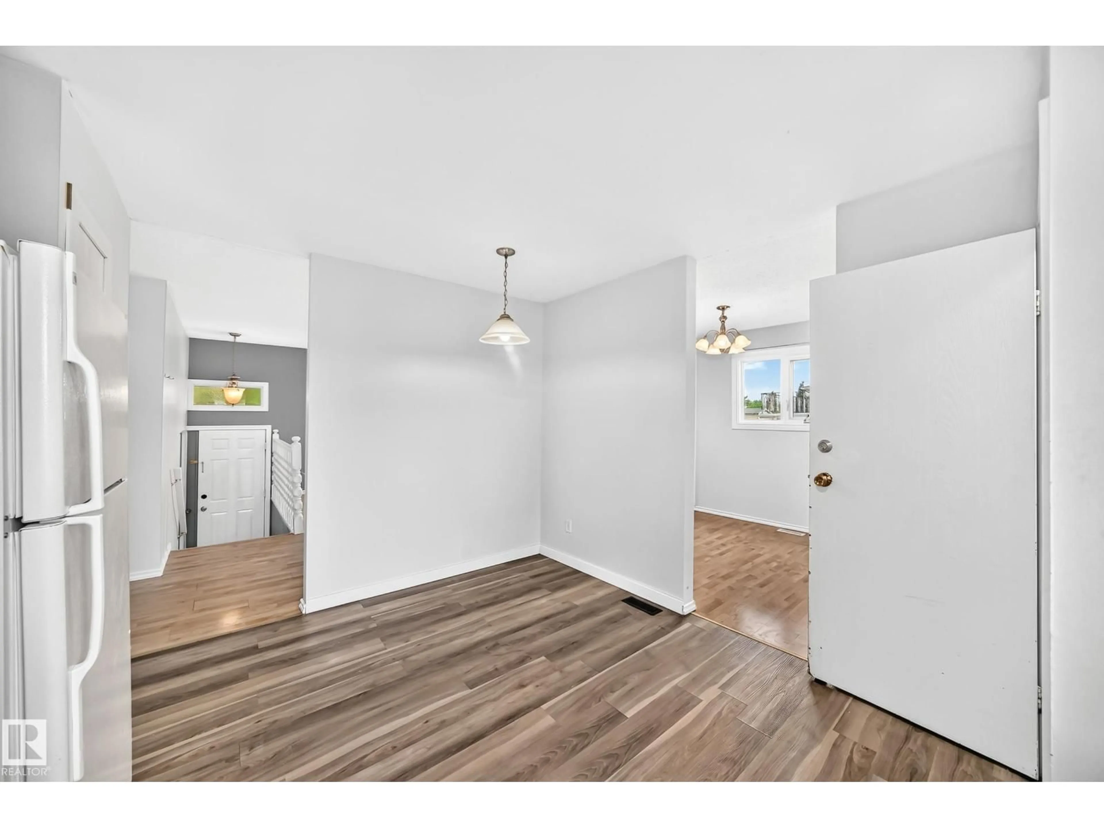 A pic of a room for NW - 1103 56 ST, Edmonton Alberta T6L1Y4