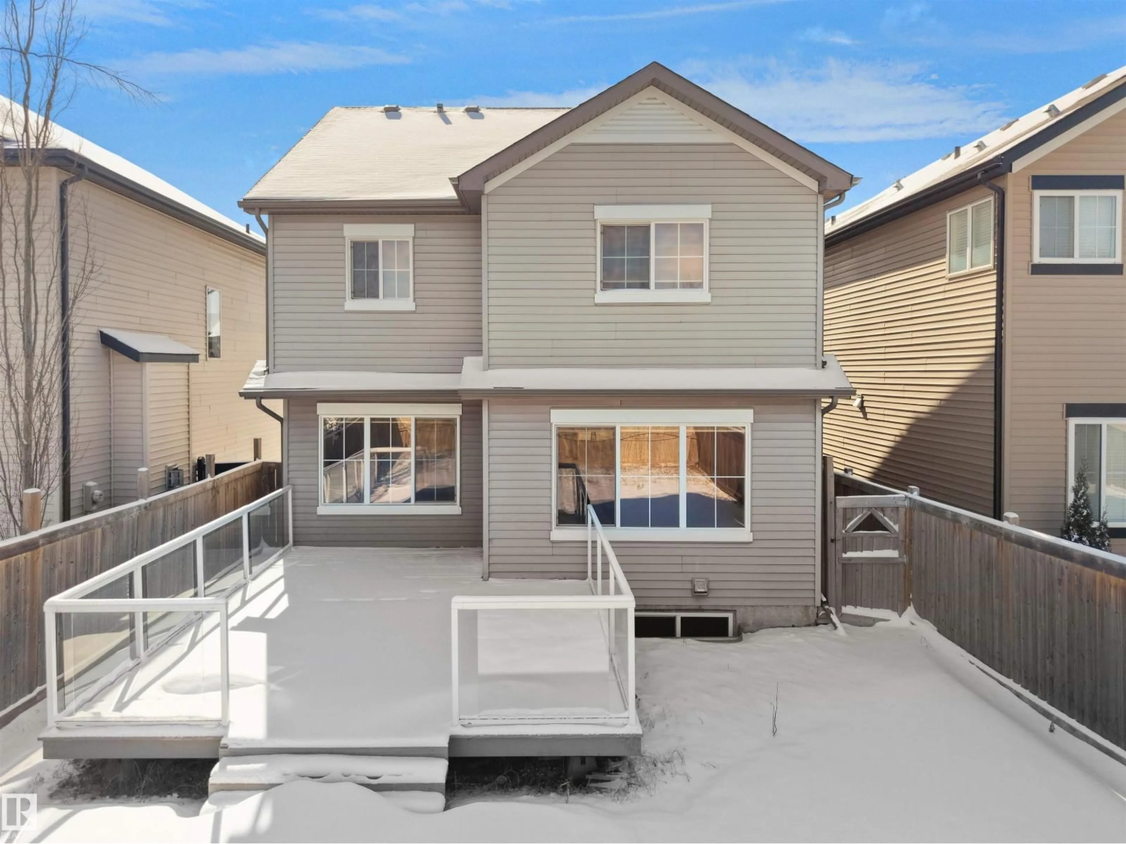 Home with vinyl exterior material, street for 6116 10 AV, Edmonton Alberta T6X0M3