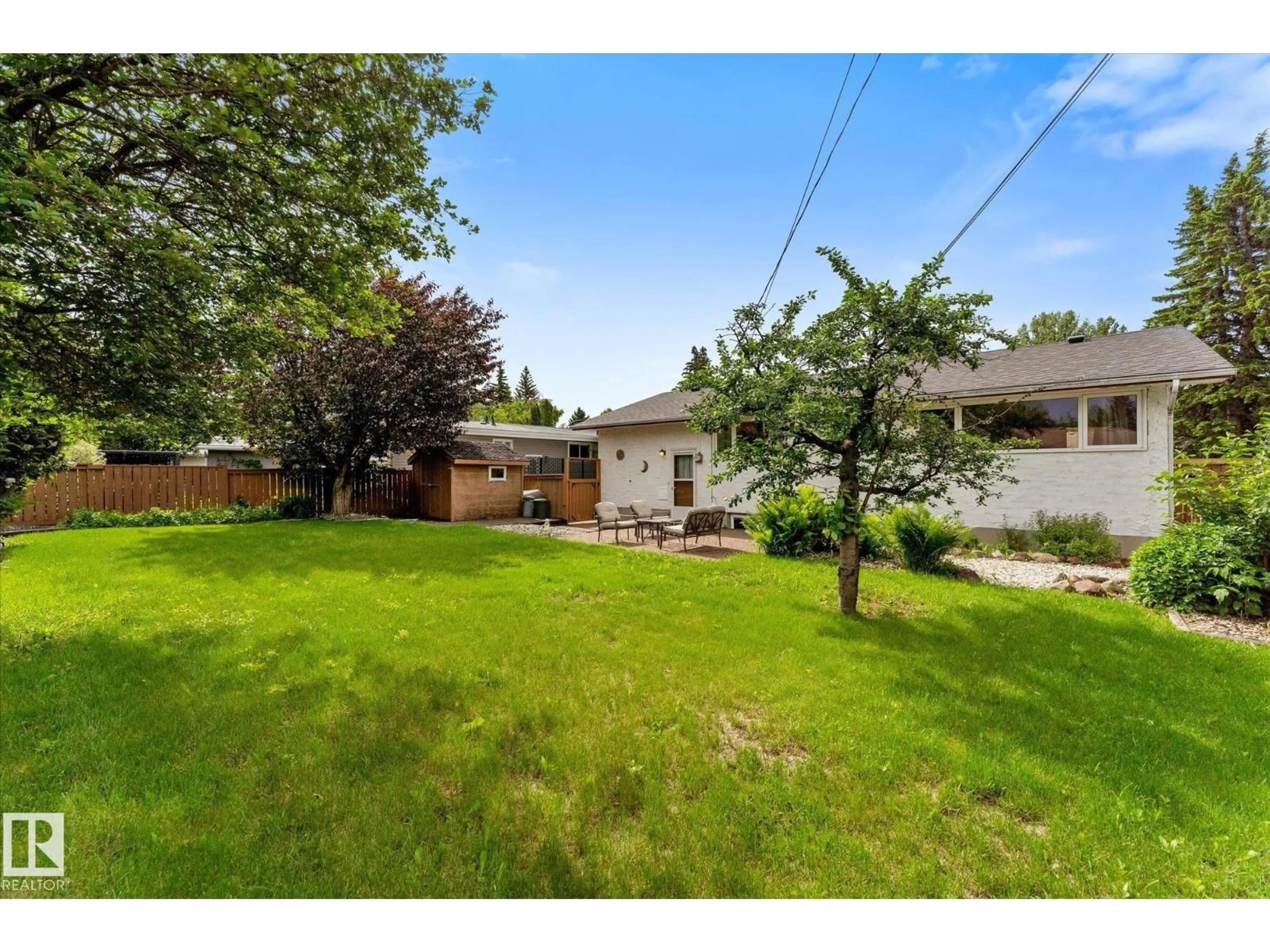 A pic from outside/outdoor area/front of a property/back of a property/a pic from drone, street for 15112 76A AV, Edmonton Alberta T5R3A6