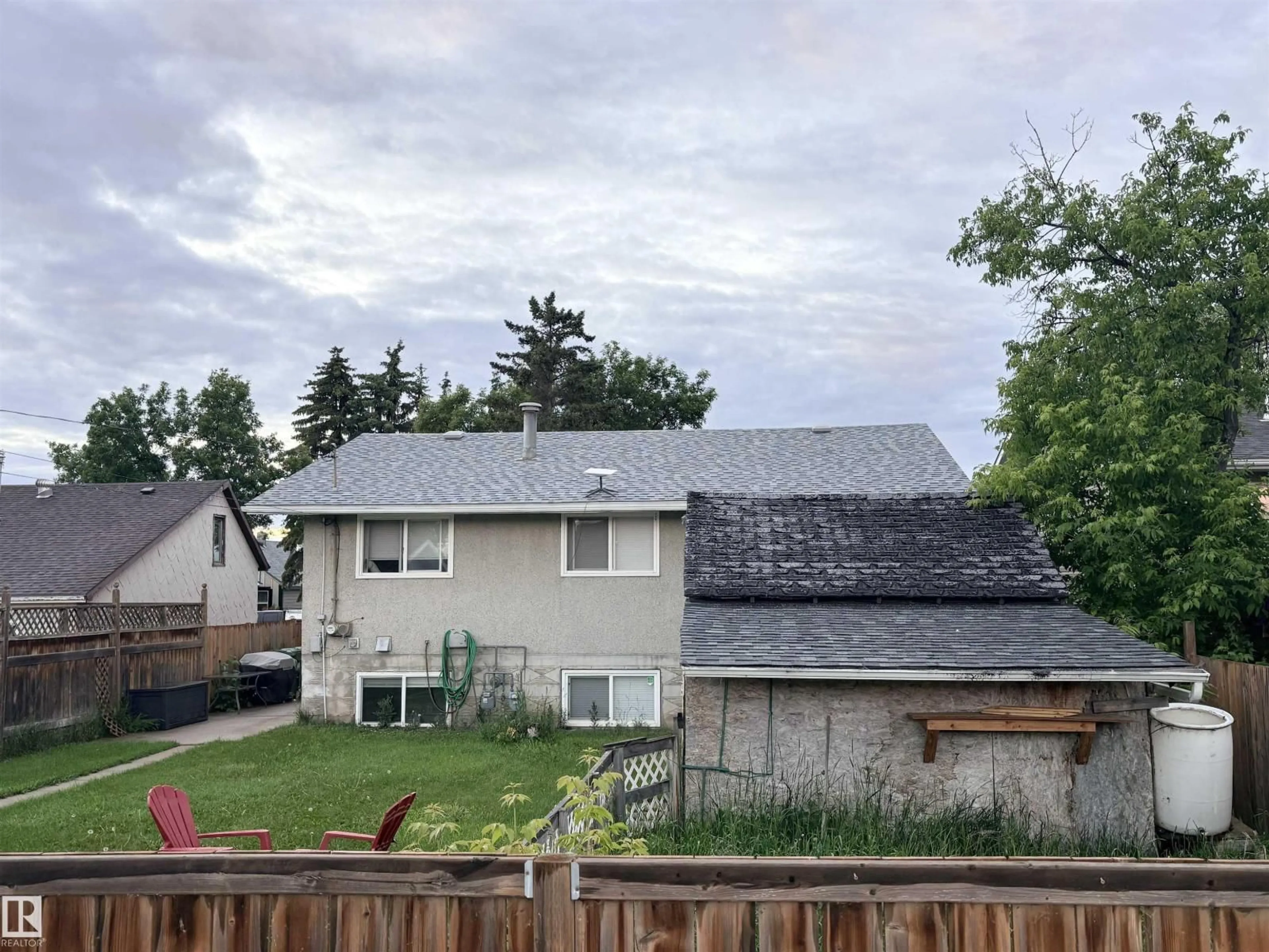 A pic from outside/outdoor area/front of a property/back of a property/a pic from drone, mountain view for 4704 51 AV, Bonnyville Town Alberta T9N1A8