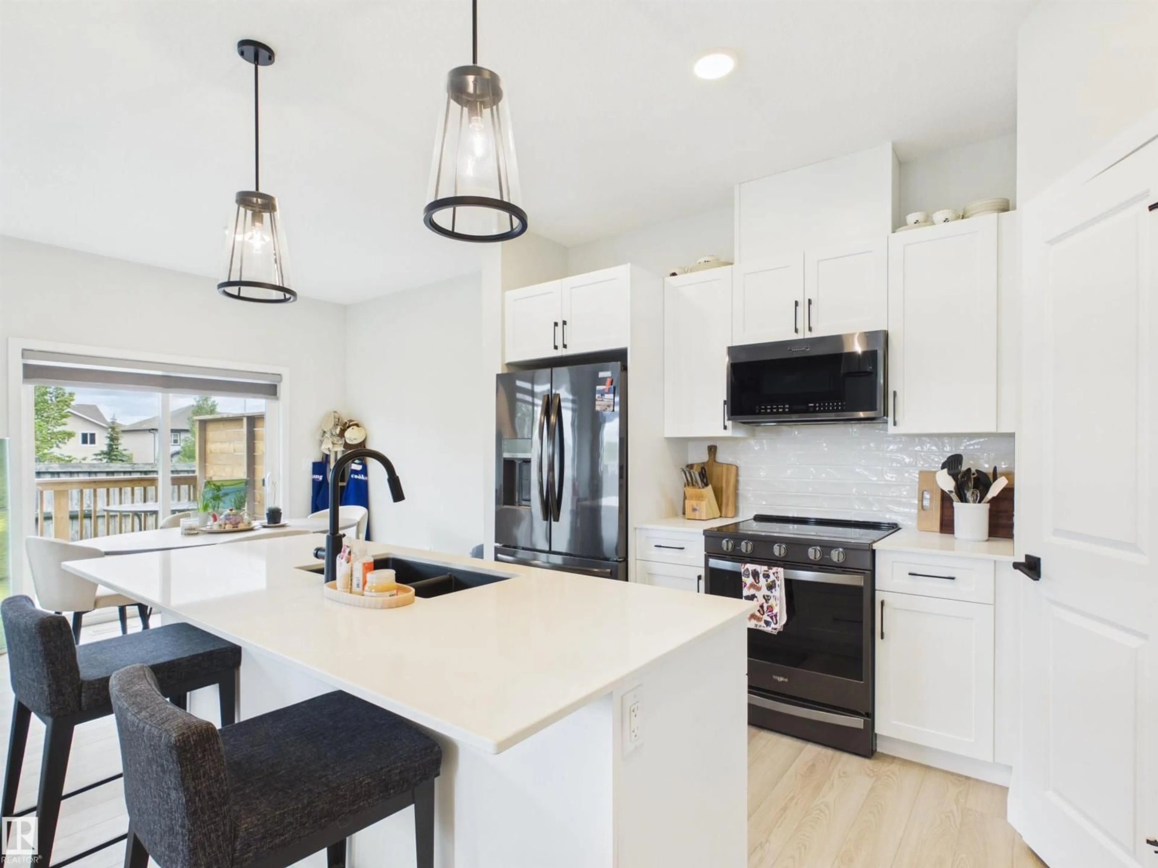 Open concept kitchen, unknown for 348 GENESIS VI, Stony Plain Alberta T7Z0J6
