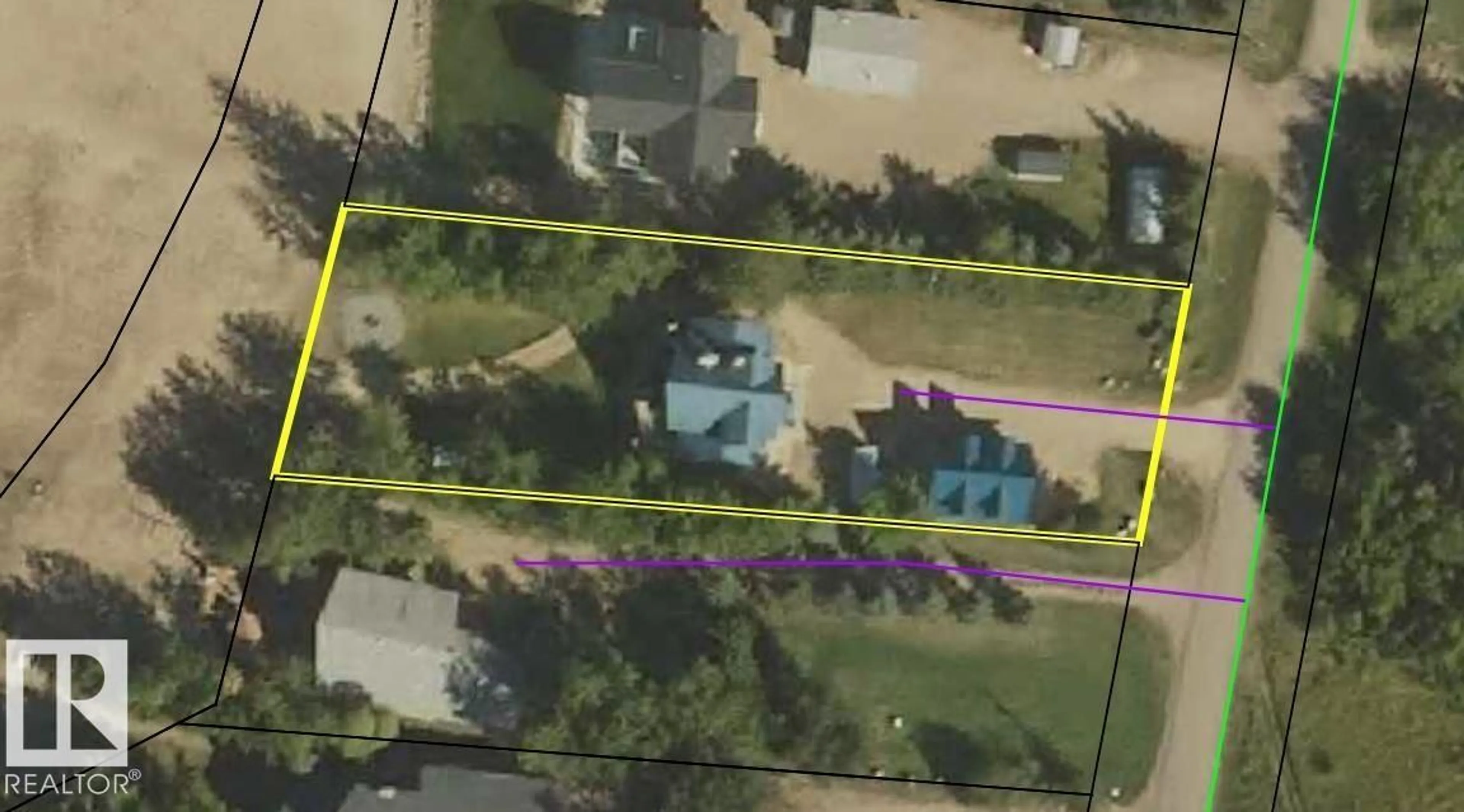 A pic from outside/outdoor area/front of a property/back of a property/a pic from drone, street for 111 - 219 RNG ROAD, Rural St. Paul County Alberta T0A2G0