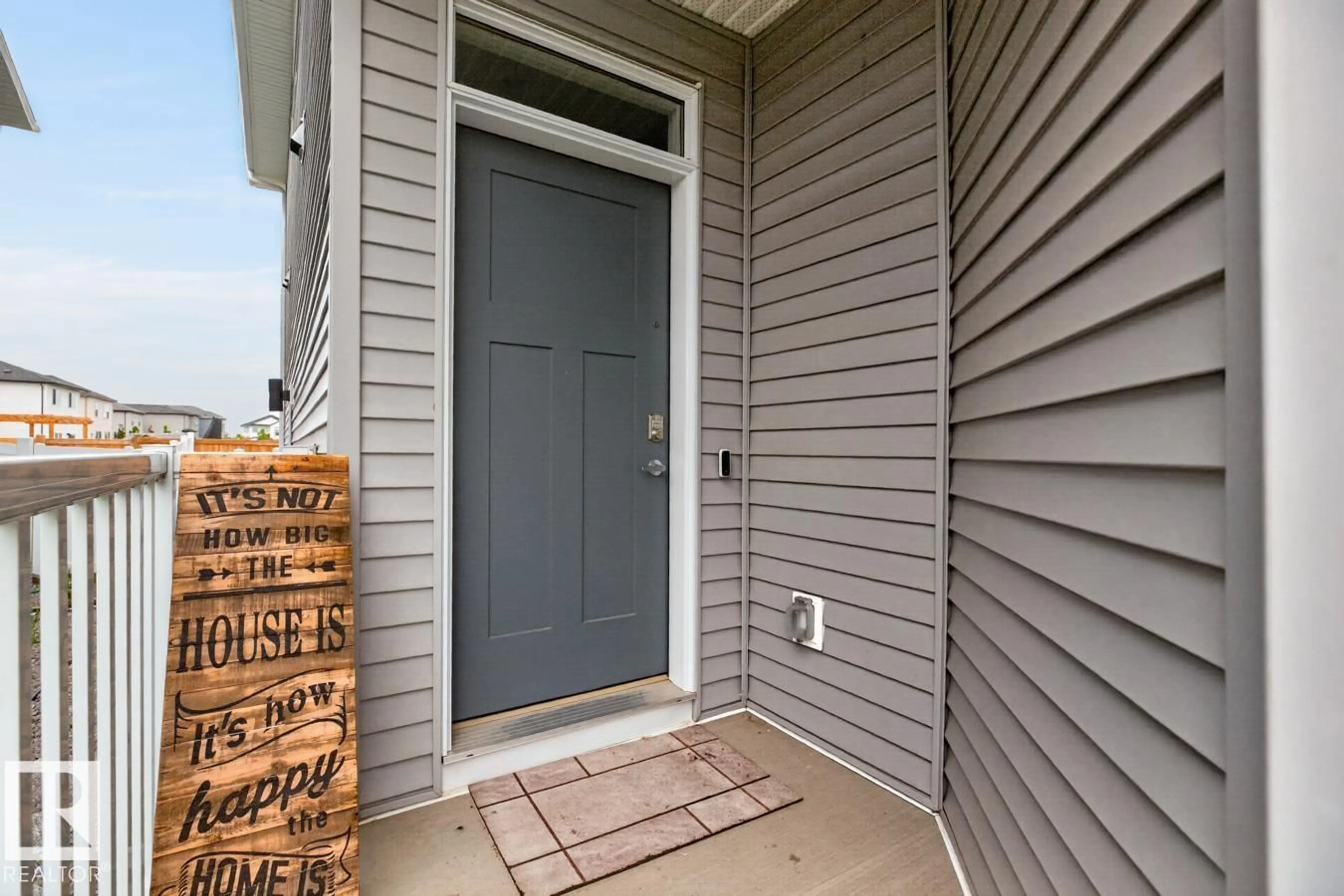 Indoor entryway for 2514 151A AV, Edmonton Alberta T5Y3Z2