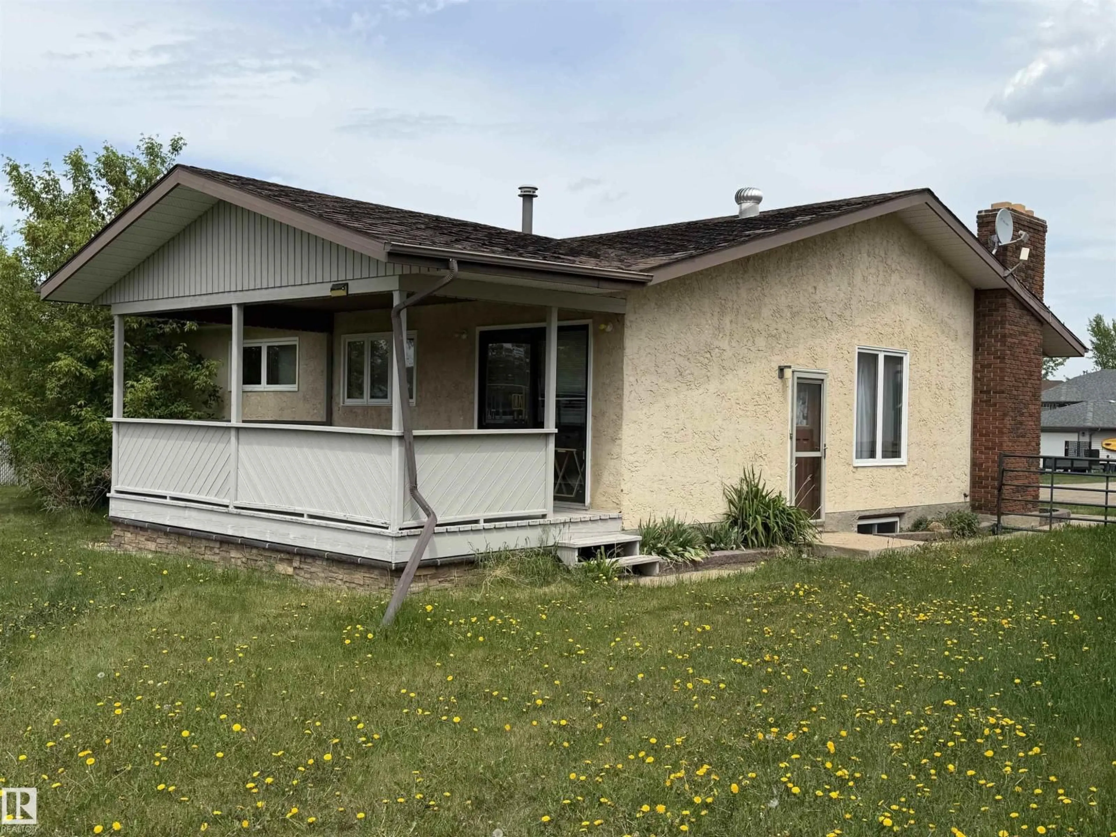 Unknown for 5319 63 ST, Redwater Alberta T0A2W0