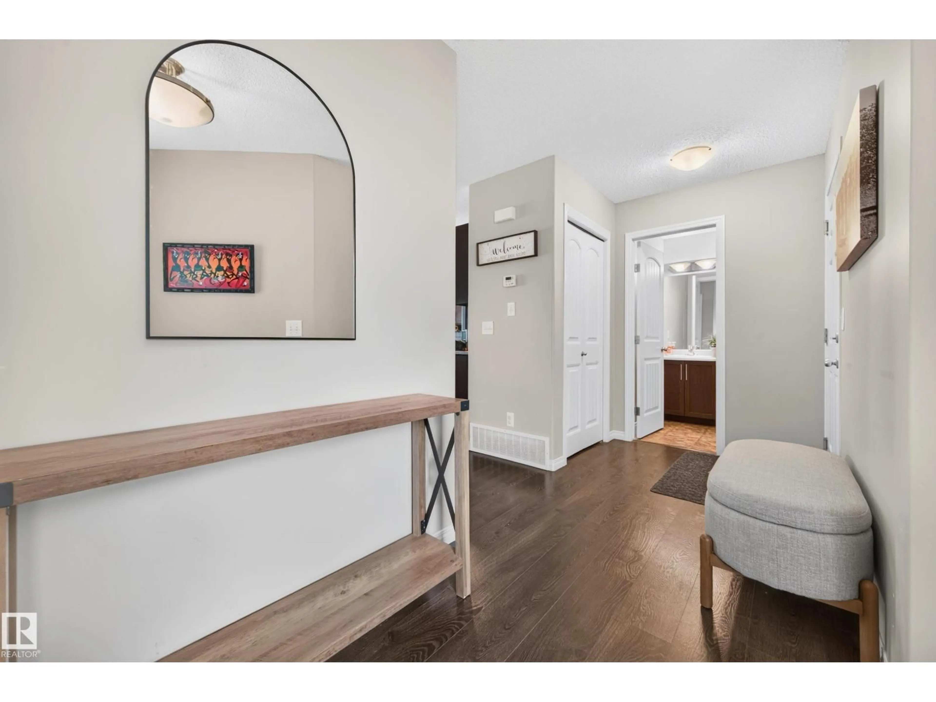 Indoor entryway for 74 SANTANA CR, Fort Saskatchewan Alberta T8L0N8