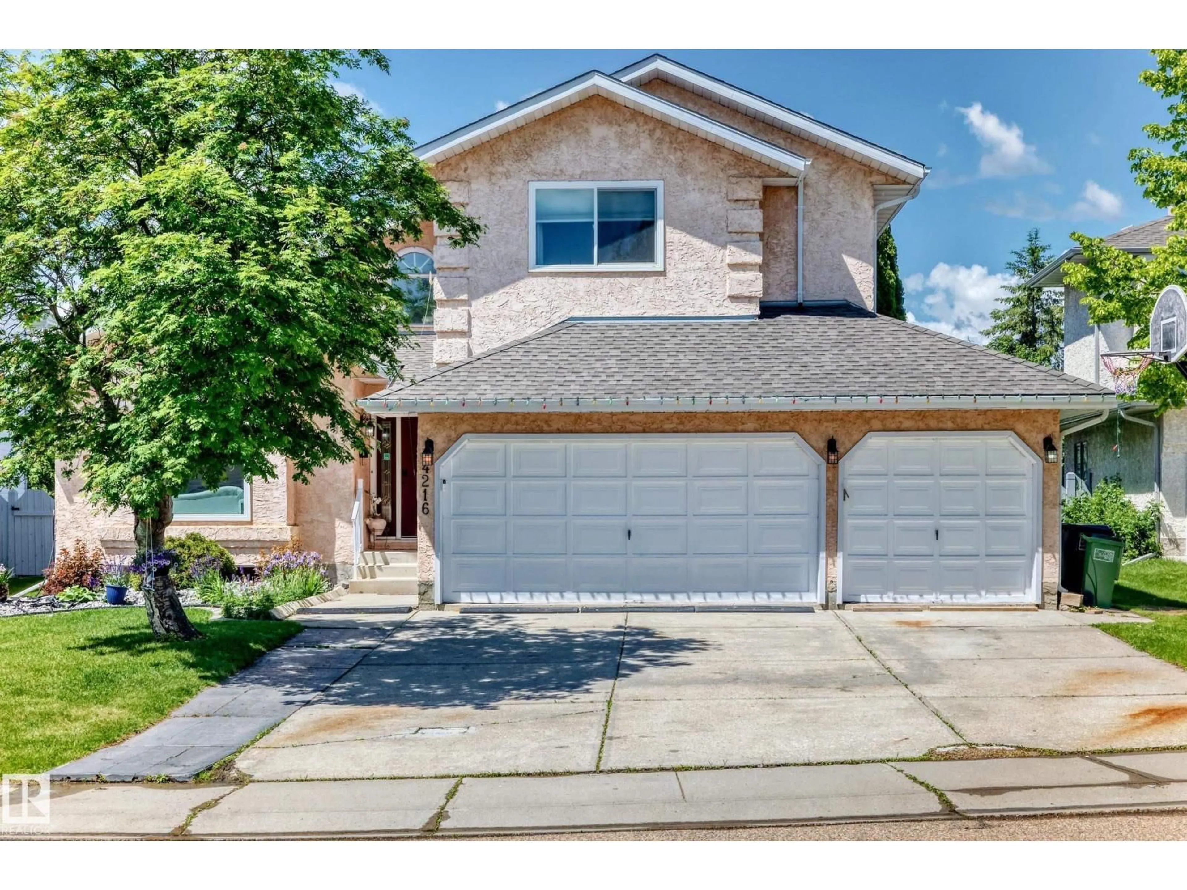 Unknown for 4216 47 ST, Edmonton Alberta T6L6J5